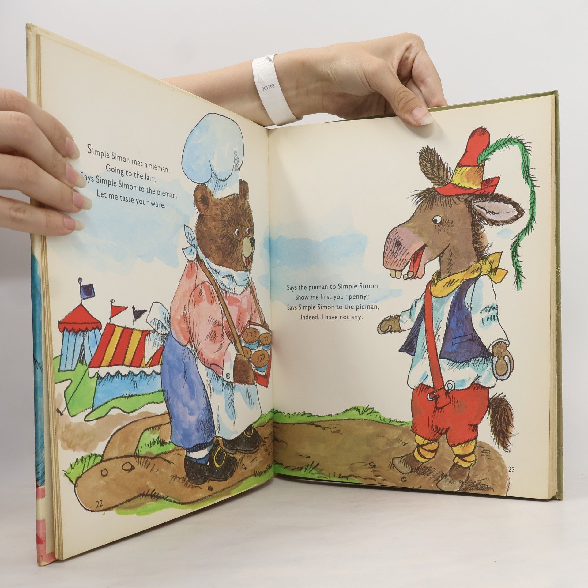 Richard Scarry Richard Scarry's best nursery rhymes ever Best nursery rhymes ever