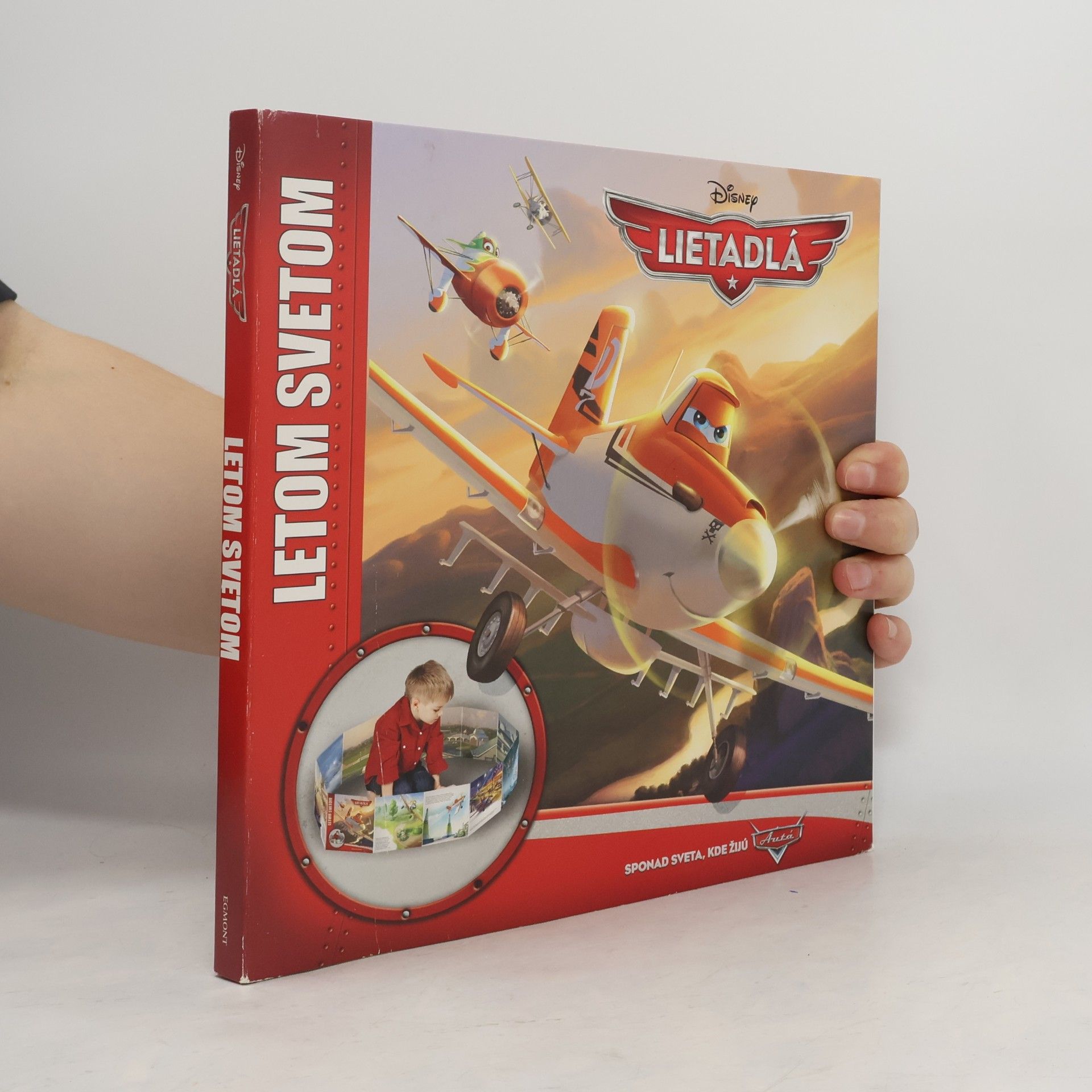Elle D. Risco Lietadlá Letom svetom