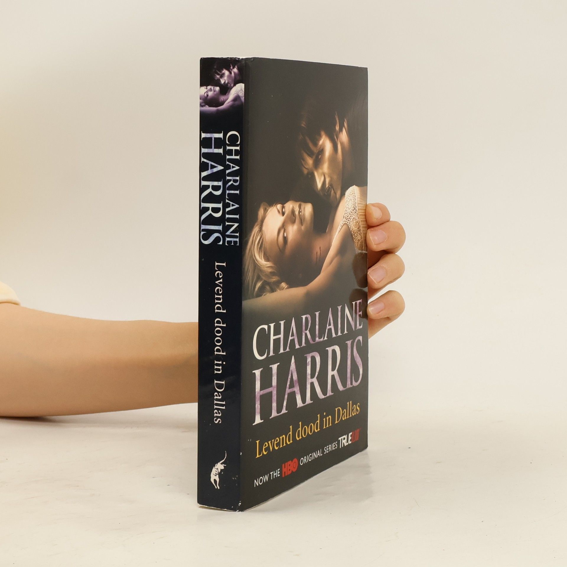 Charlaine Harris Levend dood in Dallas