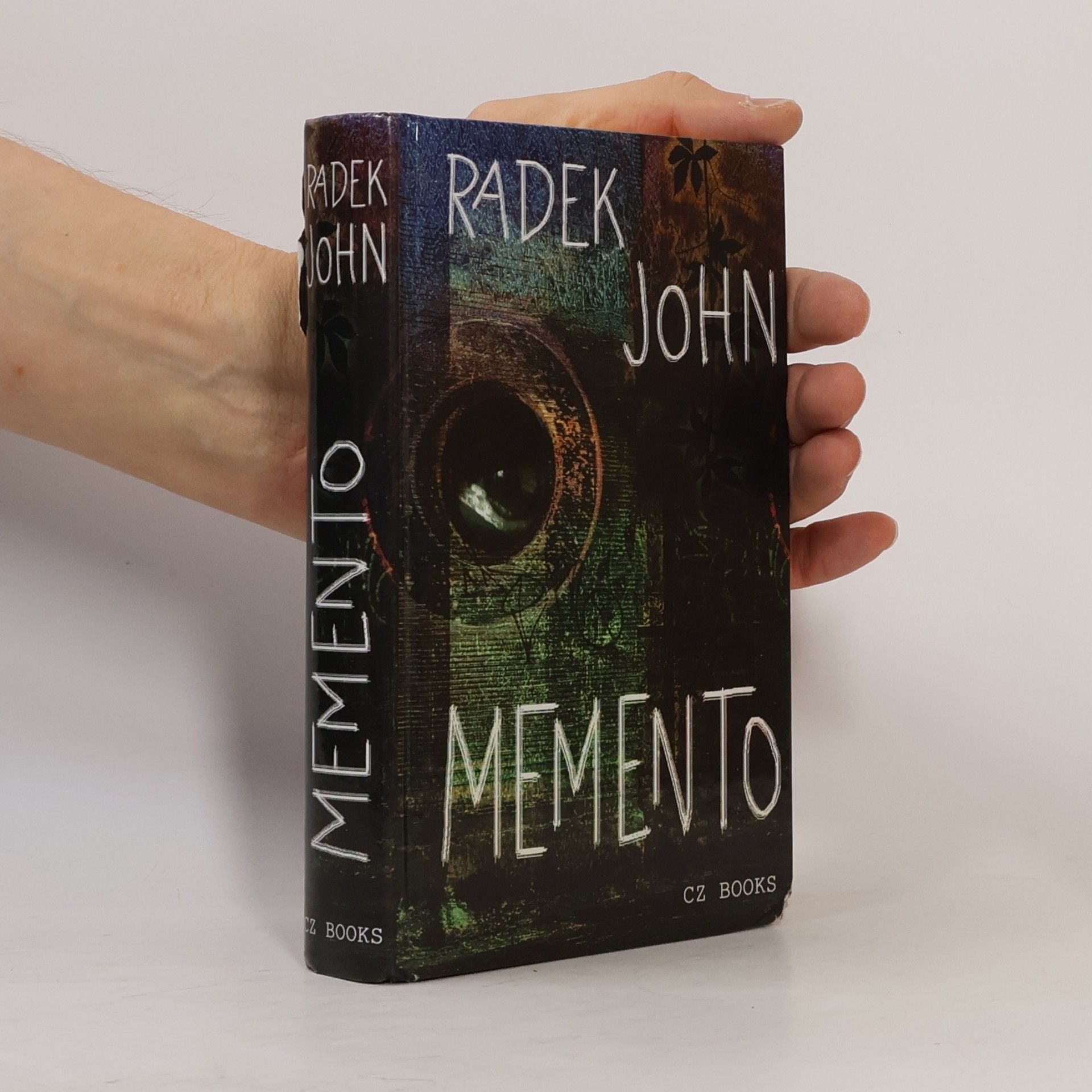 Radek John Memento