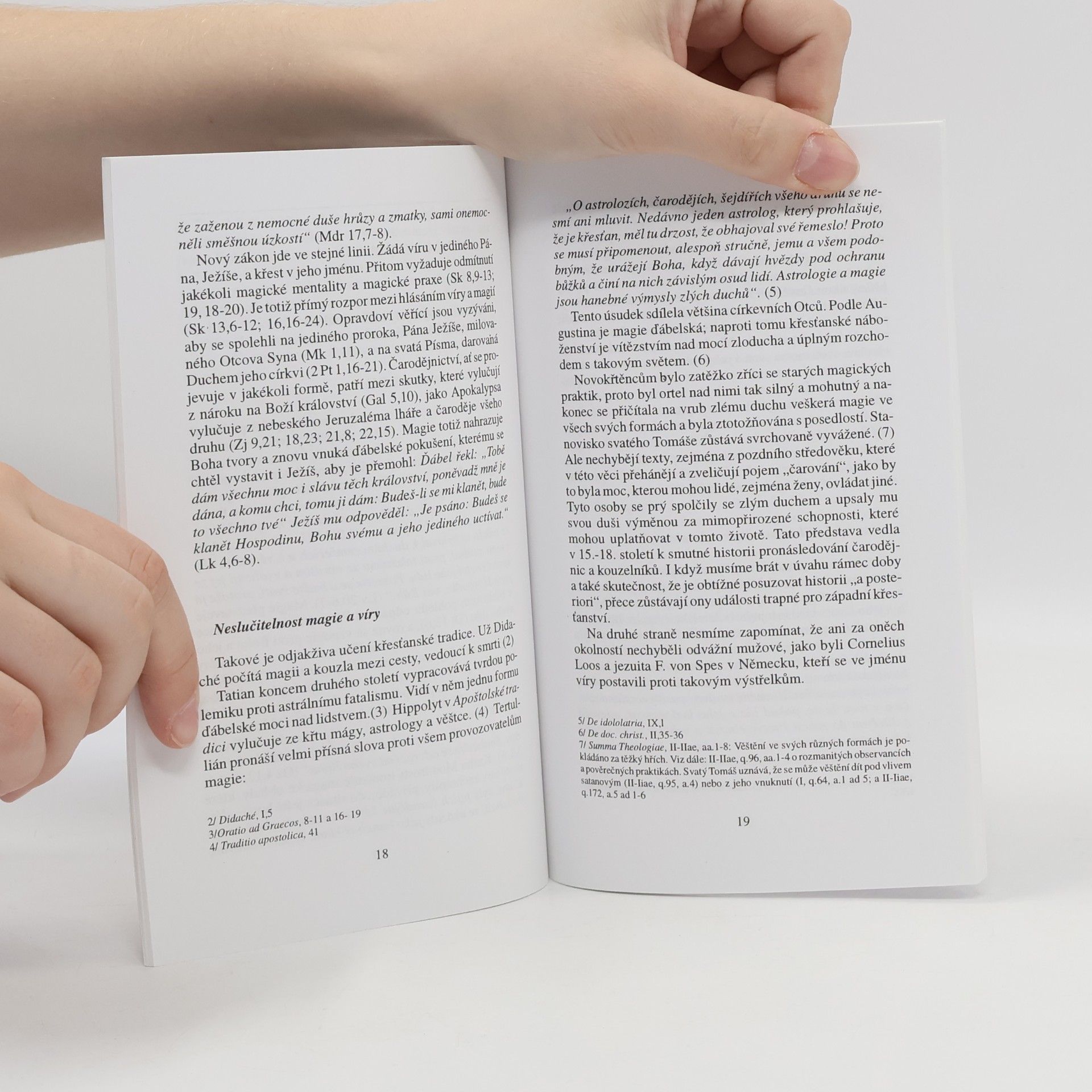 Collectif d'auteurs Magie, zlí duchové, satanské obřady