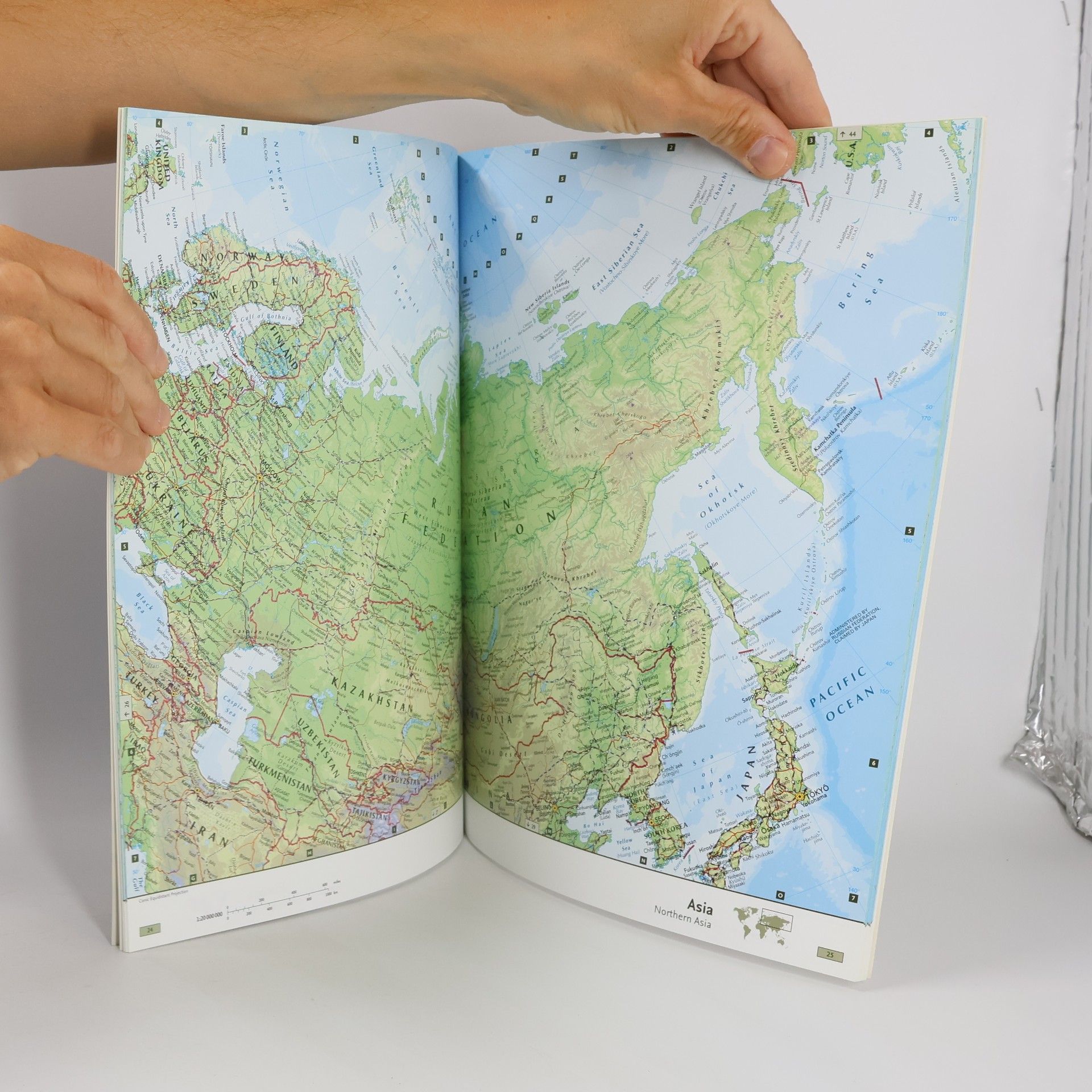 Collectif d'auteurs Collins World Atlas