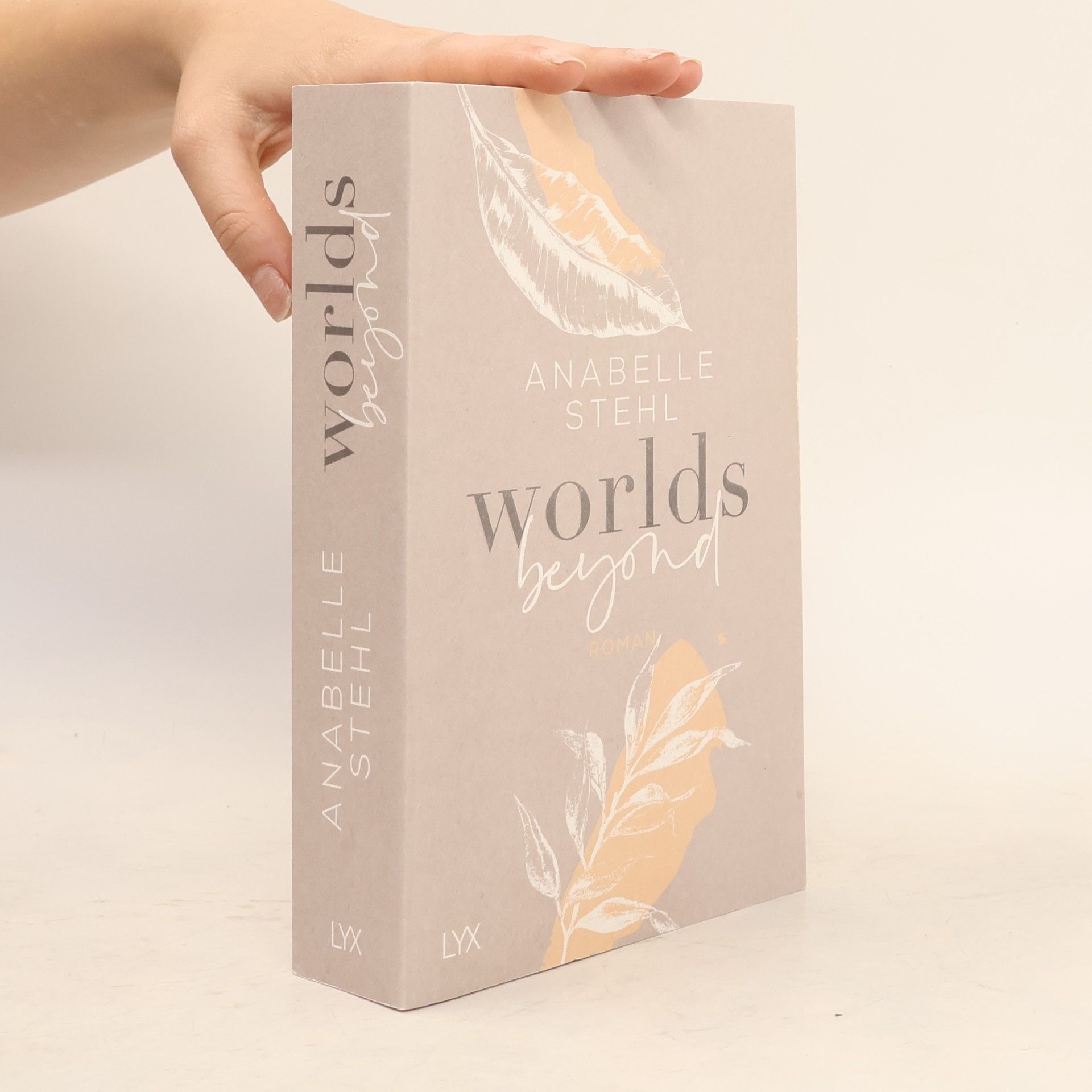 Anabelle Stehl Worlds beyond