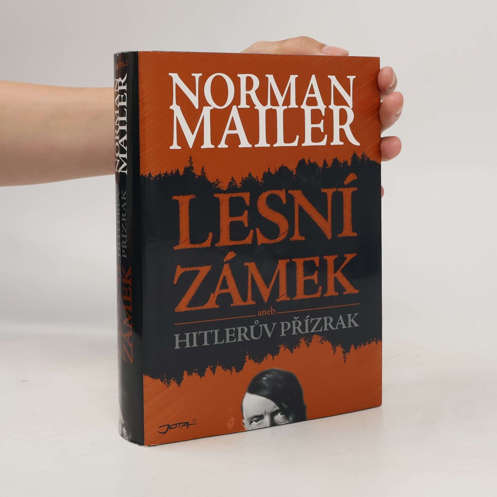 Lesní zámek aneb Hitlerův přízrak
