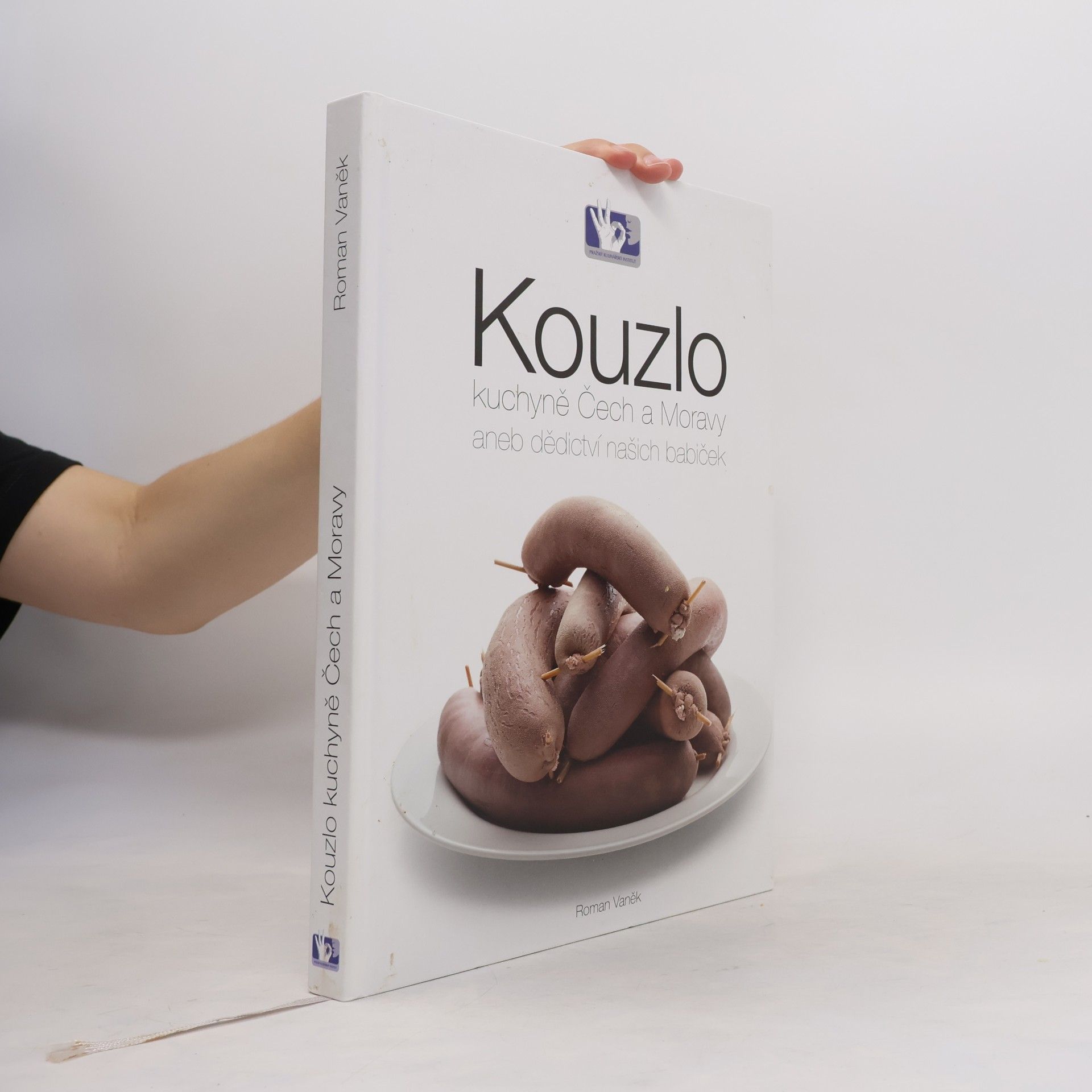 Roman Vaněk Kouzlo kuchyně Čech a Moravy aneb Dědictví našich babiček