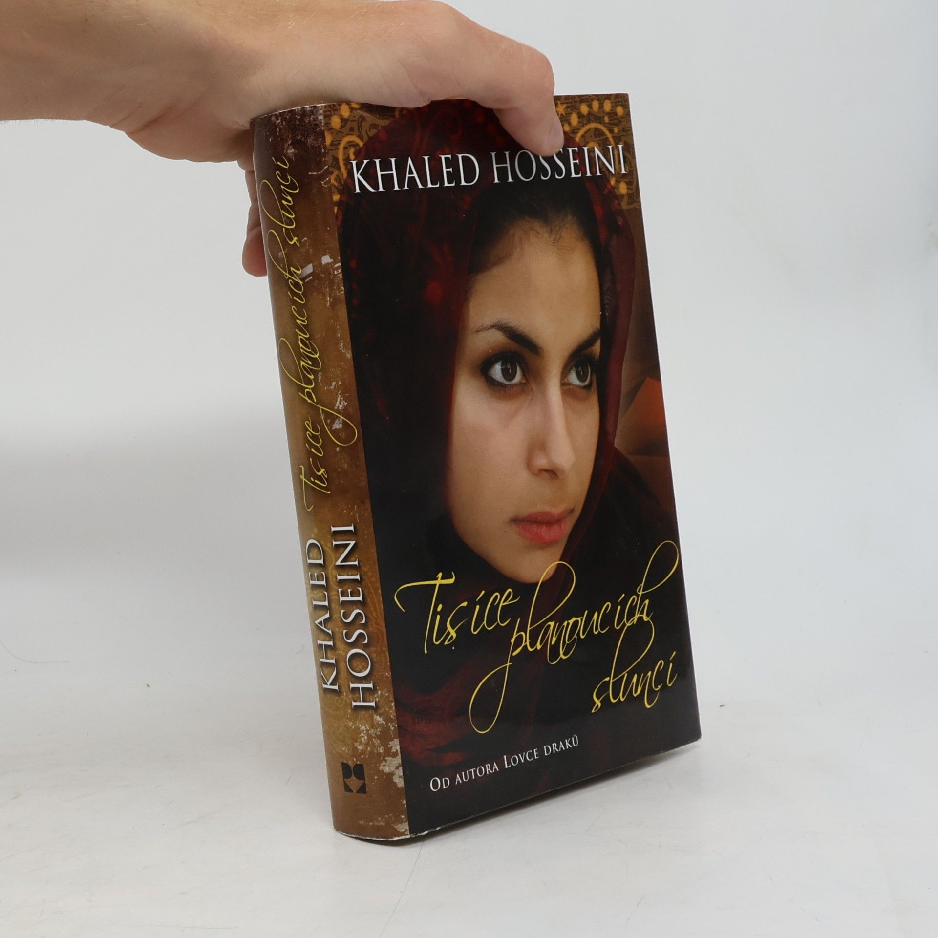 Khaled Hosseini Tisíce planoucích sluncí