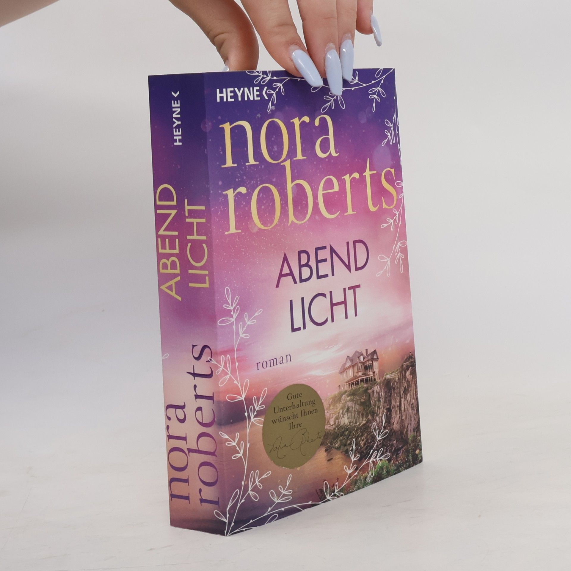 Nora Roberts Abendlicht