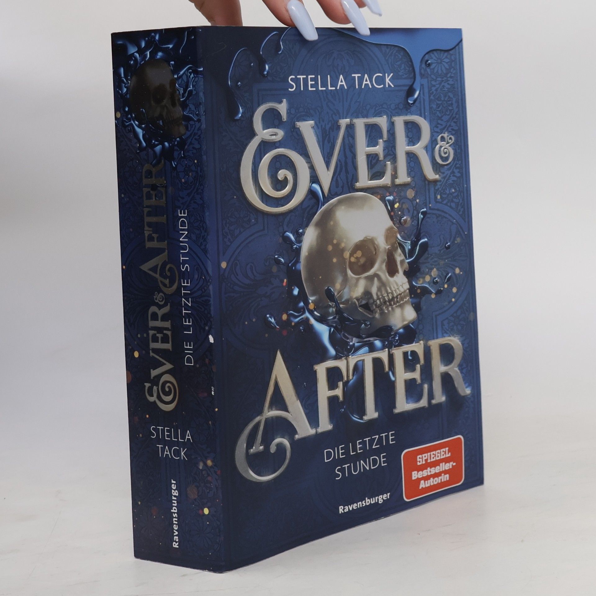 Stella A. Tack Ever & After, Band 3: Die letzte Stunde (Knisternde Märchen-Fantasy der SPIEGEL-Bestsellerautorin Stella Tack | Limitierte Auflage mit Farbschnitt)