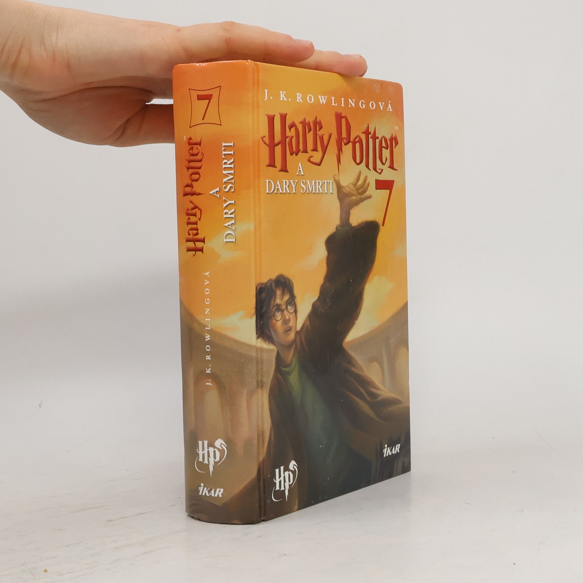 J. K. Rowling Harry Potter a dary smrti