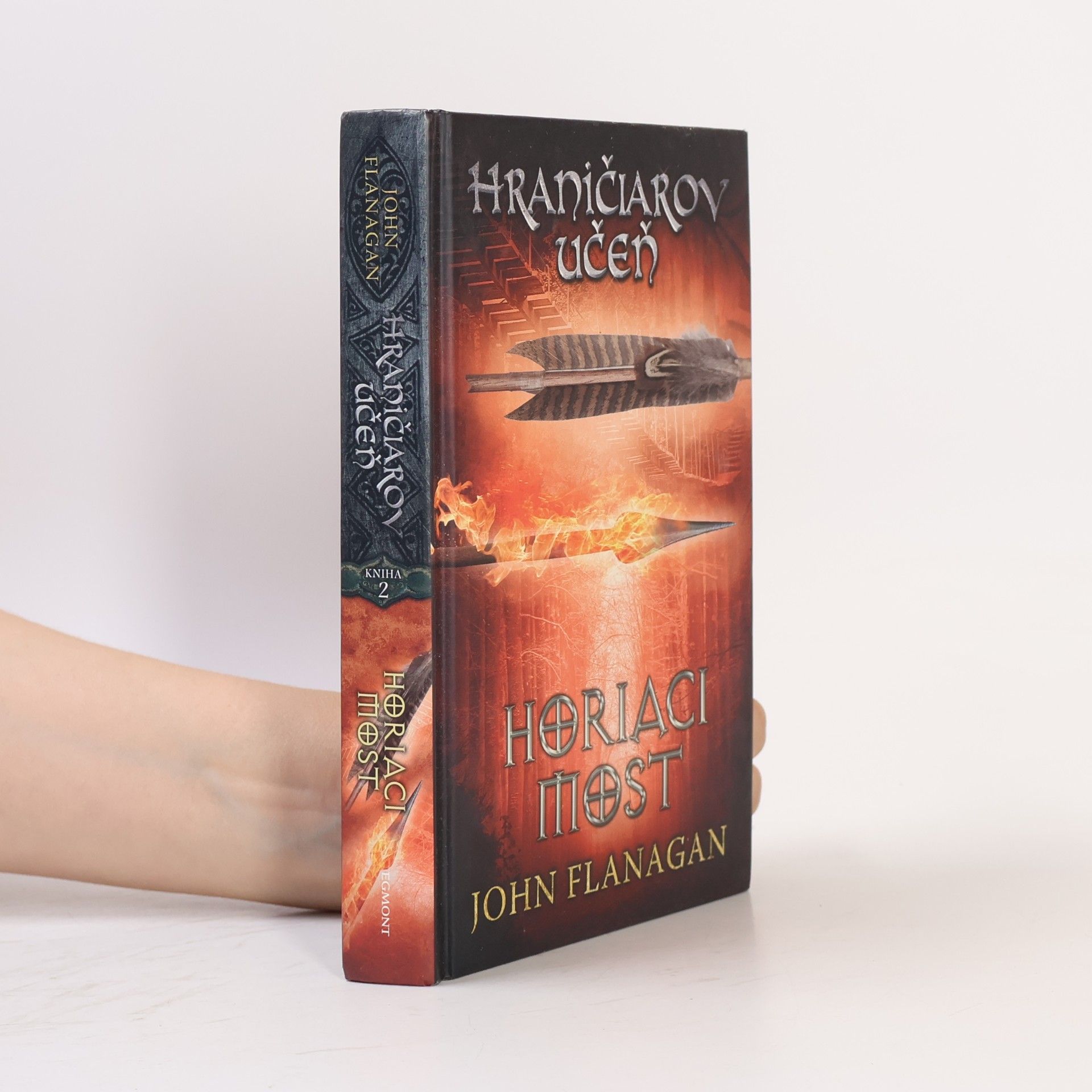John Flanagan Hraničiarov učeň. Horiaci most