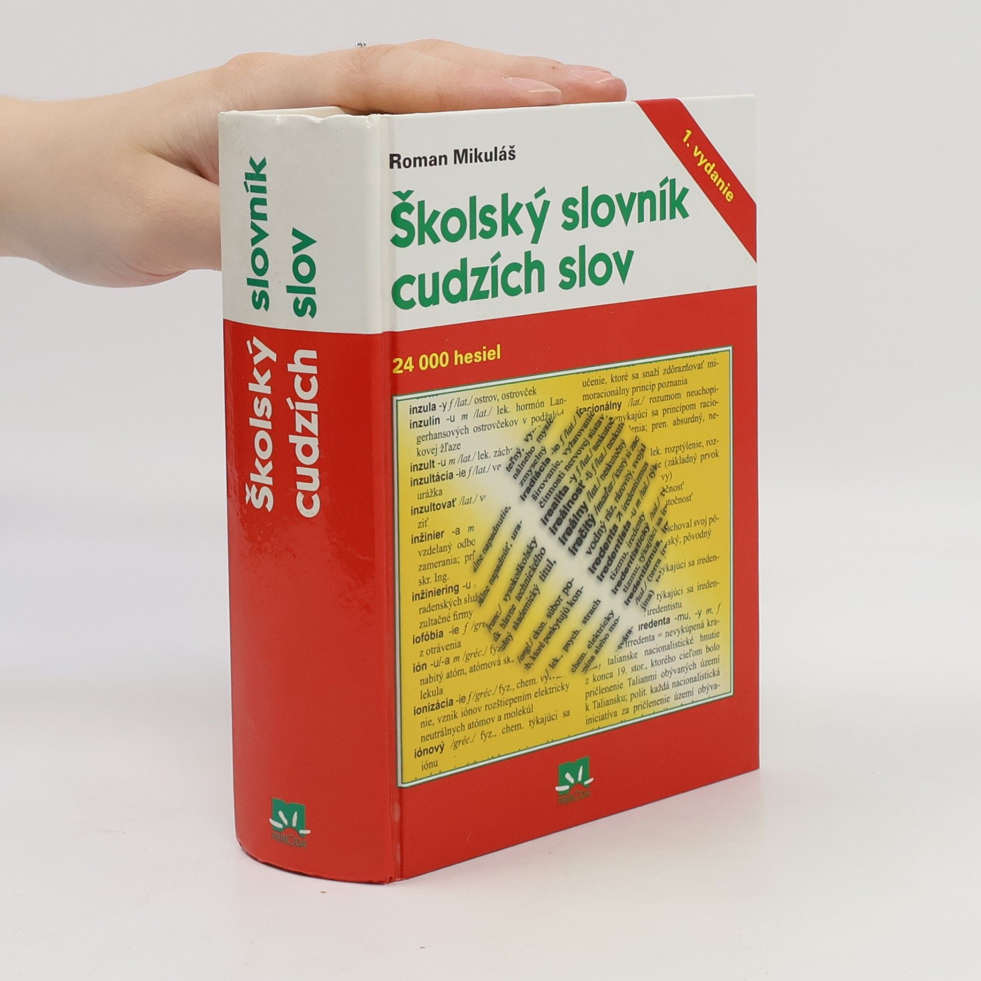 Roman Mikuláš Školský slovník cudzích slov
