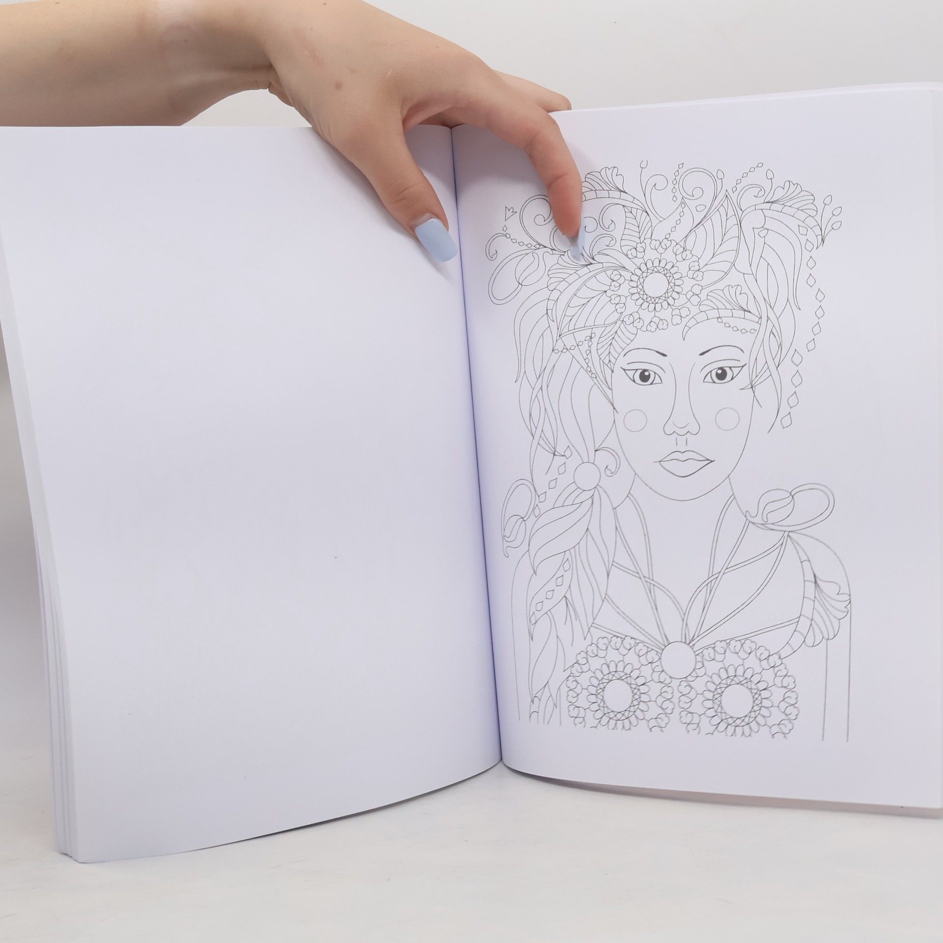 Creative Designe Studio Mädchen Malbuch ab 12