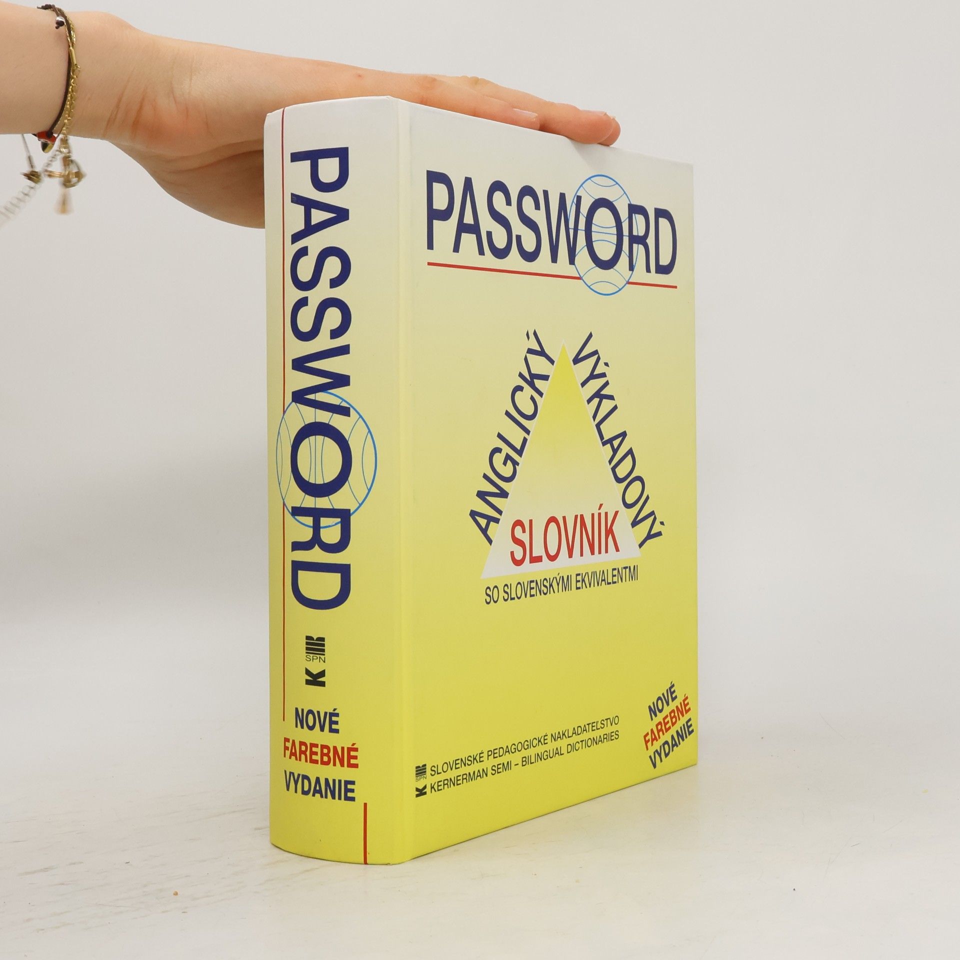 Elena Mončeková Password. Anglický výkladový slovník so slovenskými ekvivalentmi