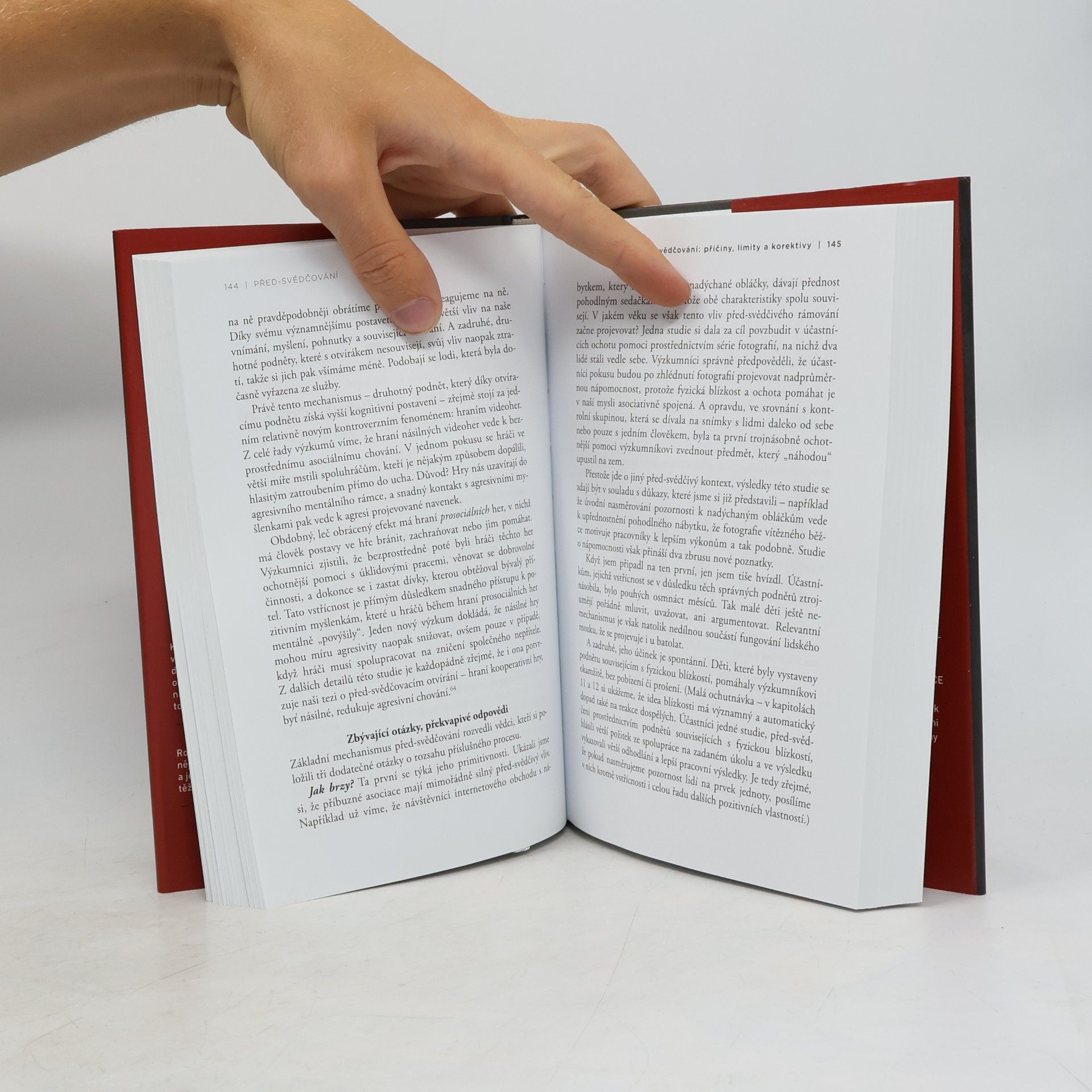 Robert Cialdini Před-svědčování