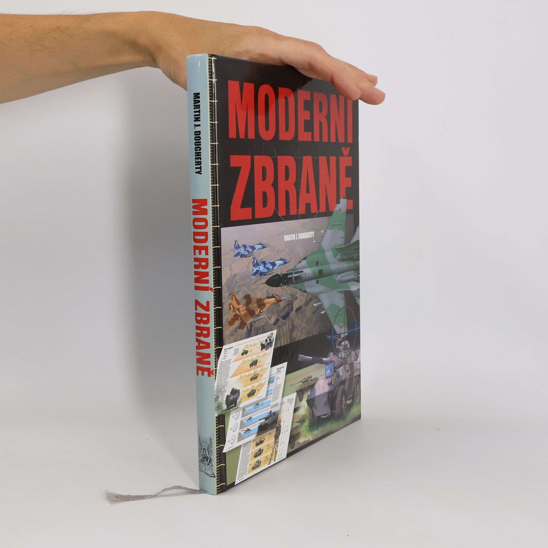 Martin J. Dougherty Moderní zbraně