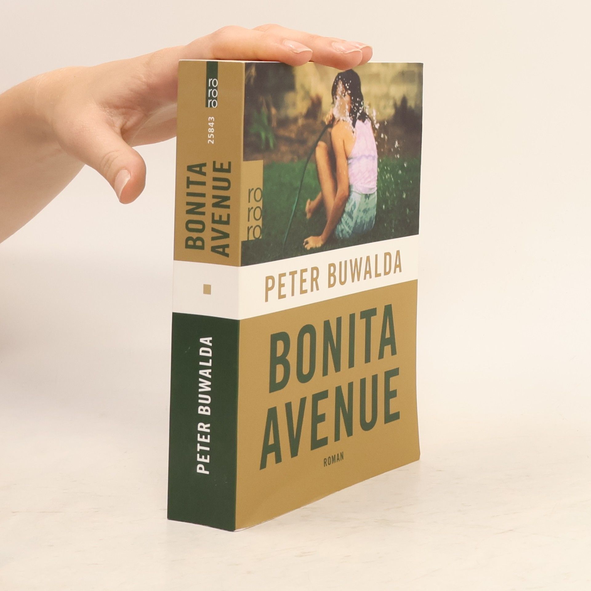 Peter Buwalda Bonita Avenue