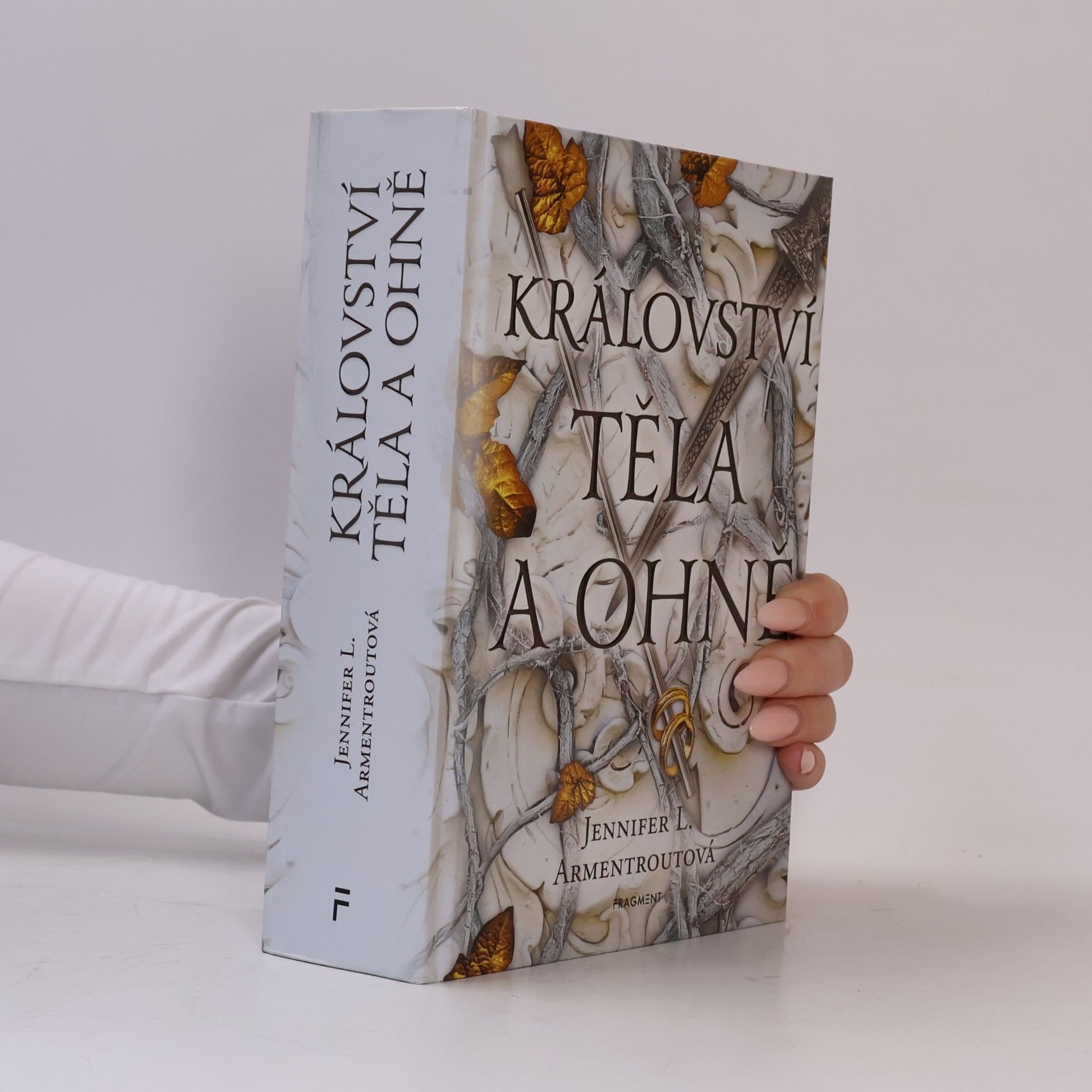 Jennifer Armentrout Království těla a ohně