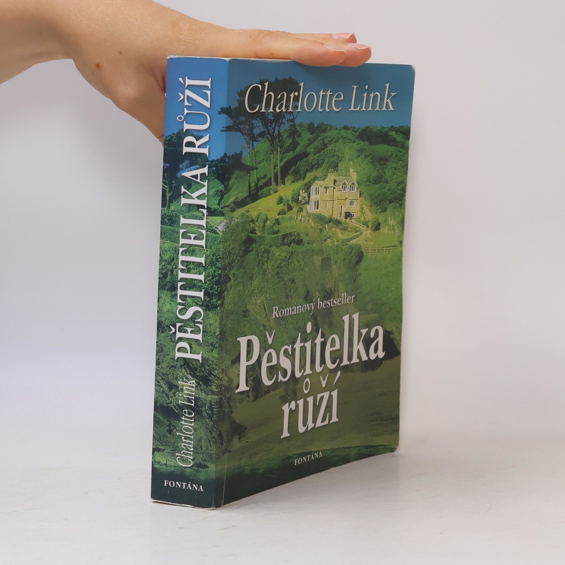 Charlotte Link Pěstitelka růží