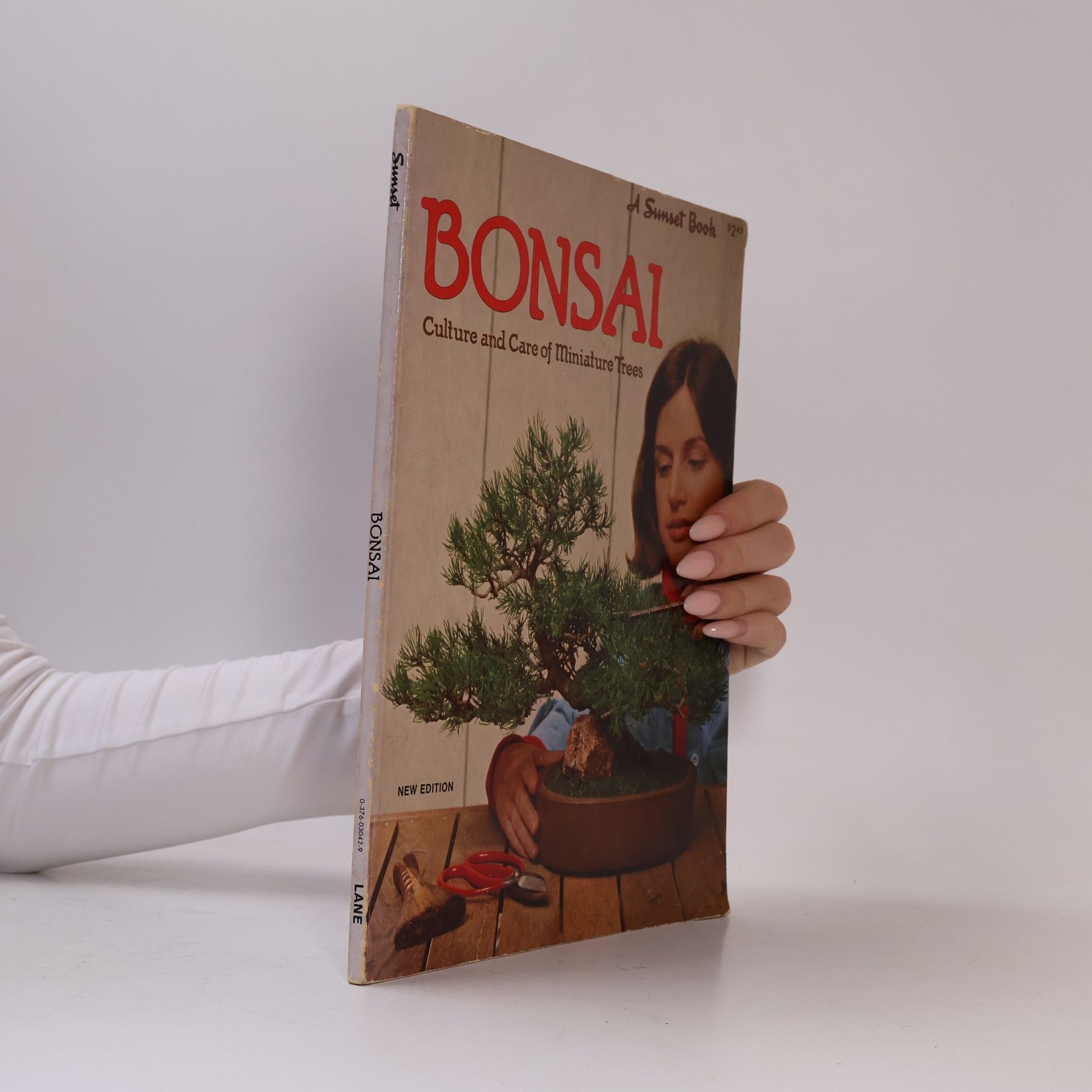 Various authors Bonsai: Culture and Care of Miniature Trees
