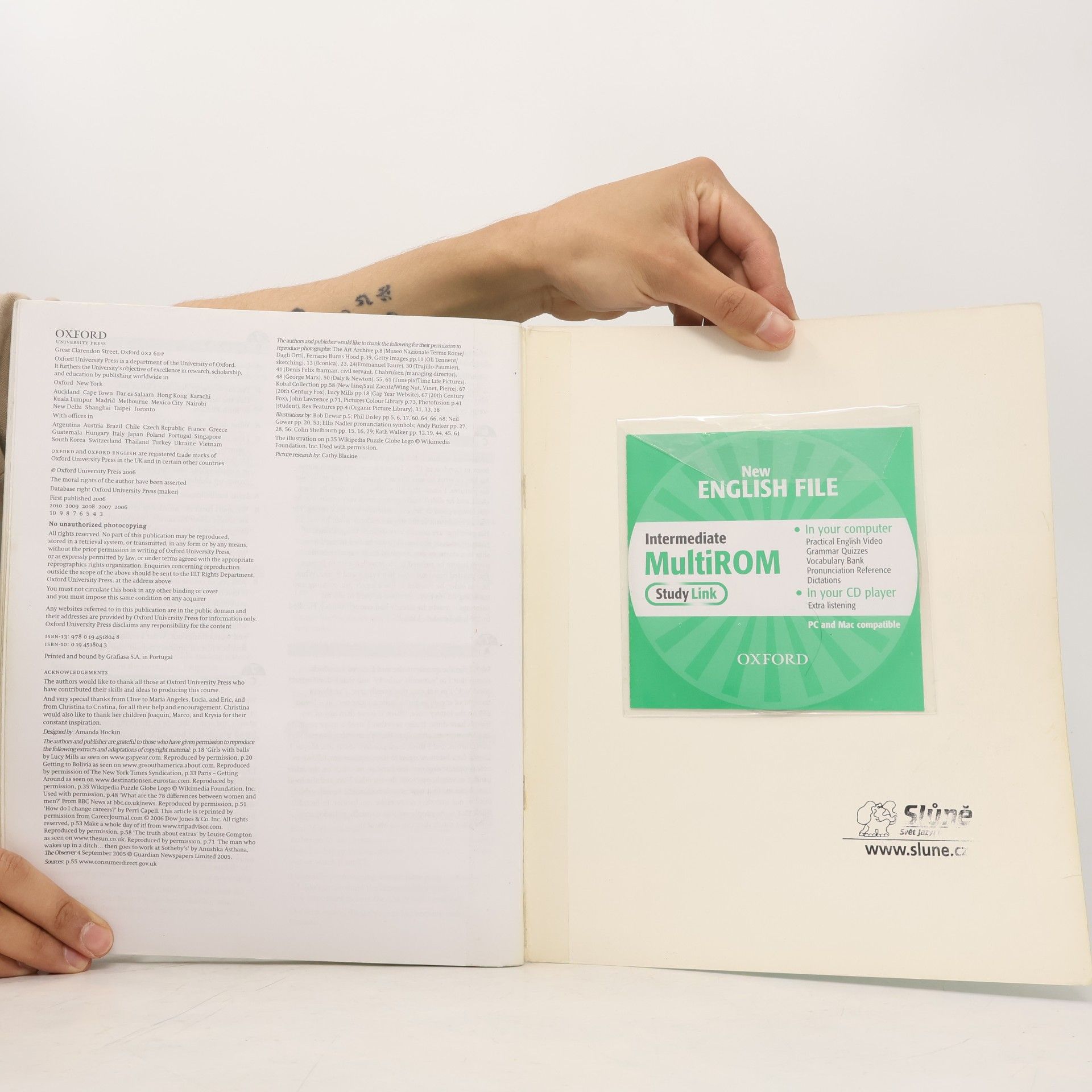 Tracy Byrne New English file : intermediate workbook