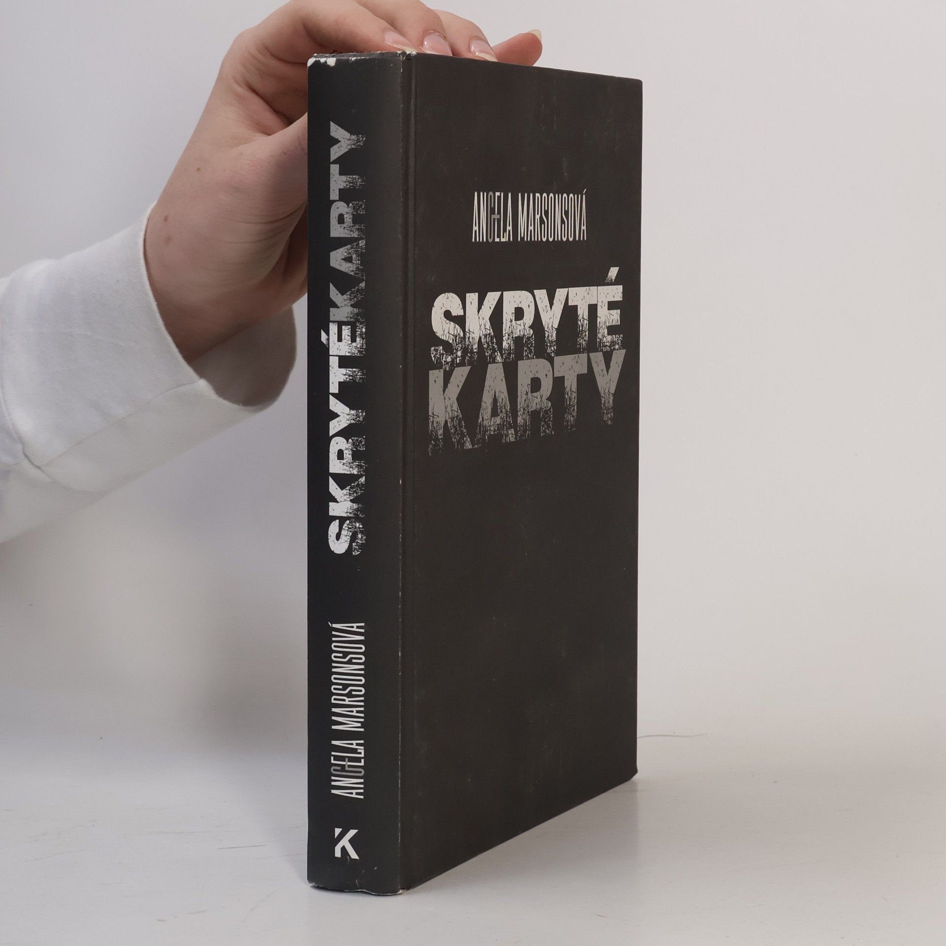 Angela Marsons Skryté karty