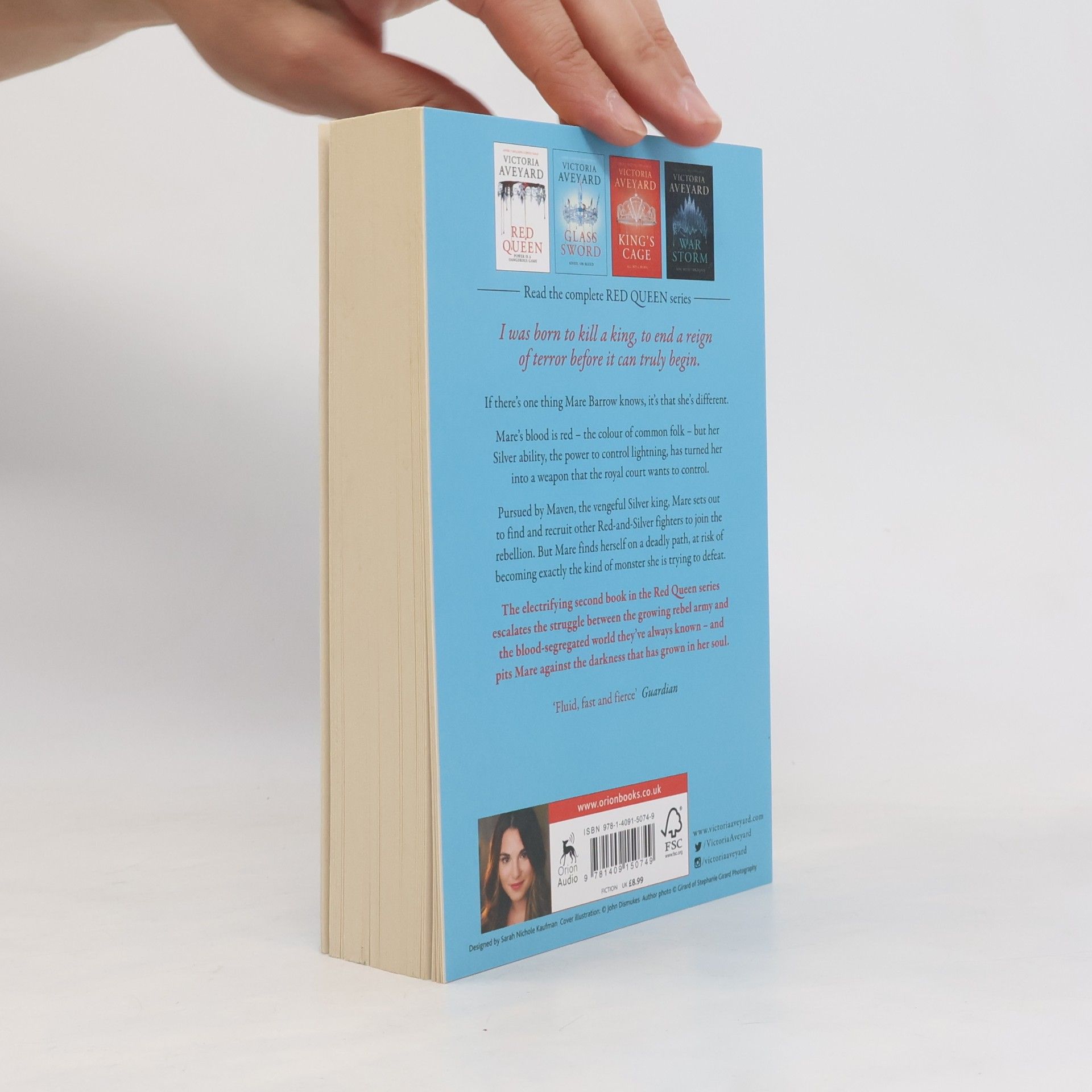 Victoria Aveyard Glass sword