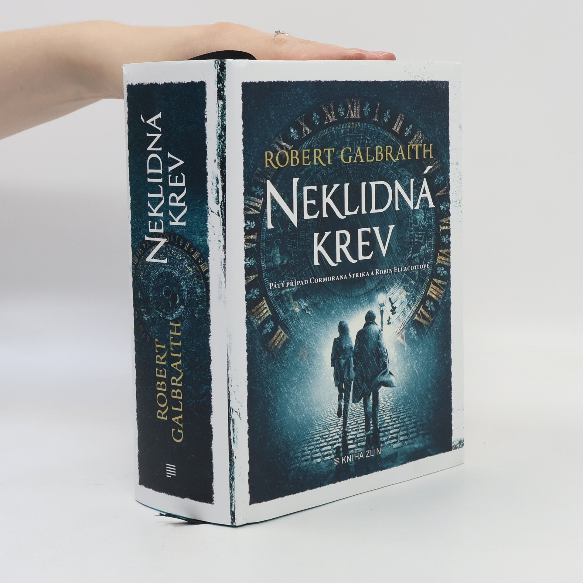 Joanne K. Rowlingová Neklidná krev