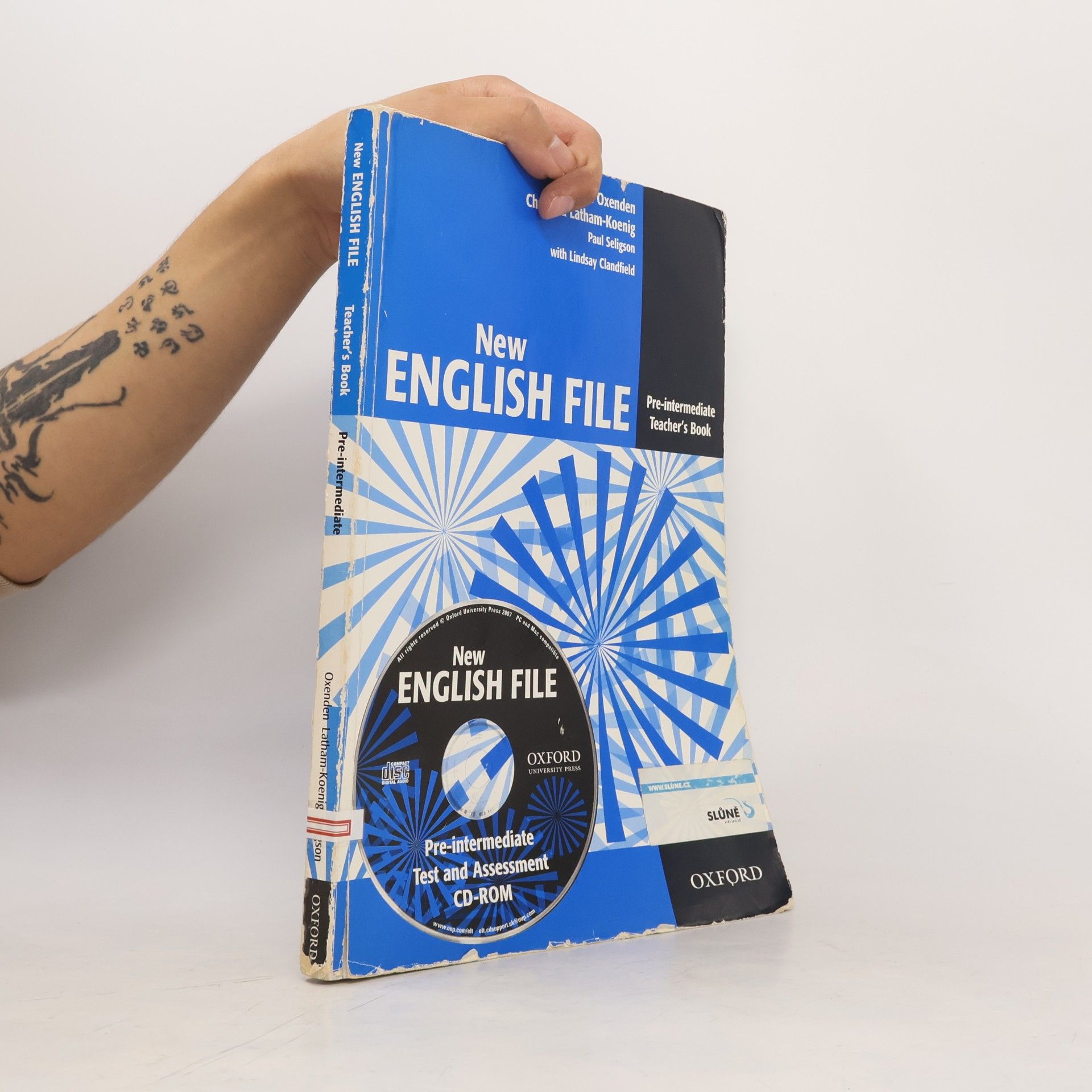 Clive Oxenden New English File. Pre-intermediate. Teacher's book