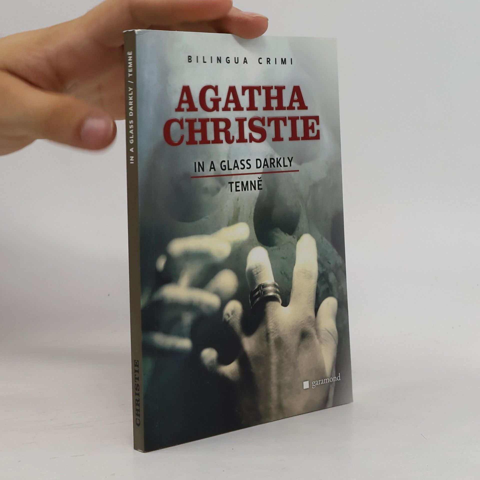 Agatha Christie In a Glass Darkly. Temně