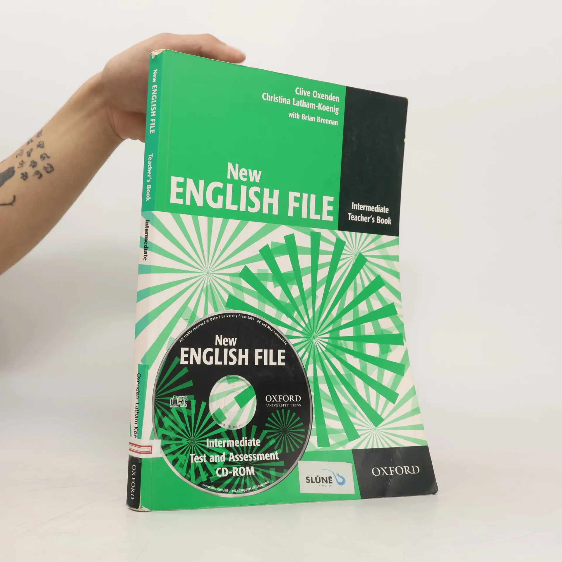 New English File. Intermediate. Teacher's Book - Brian Brennan