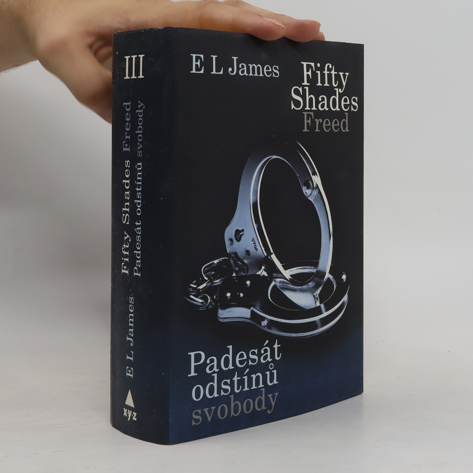 E. L. James Padesát odstínů svobody