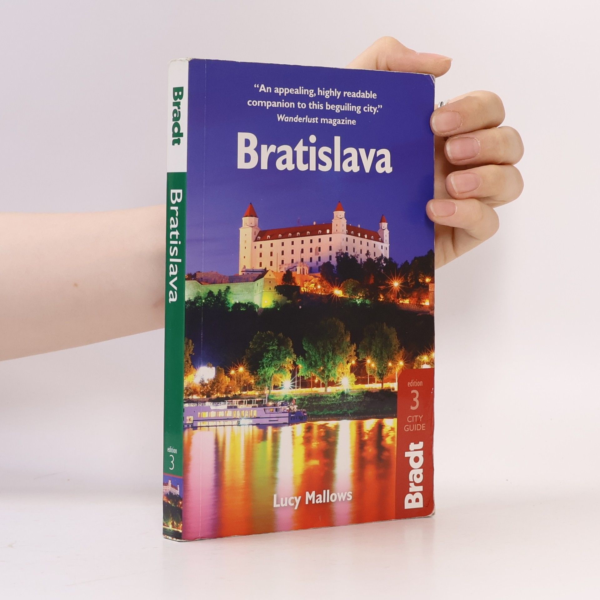 Lucy Mallows Bratislava
