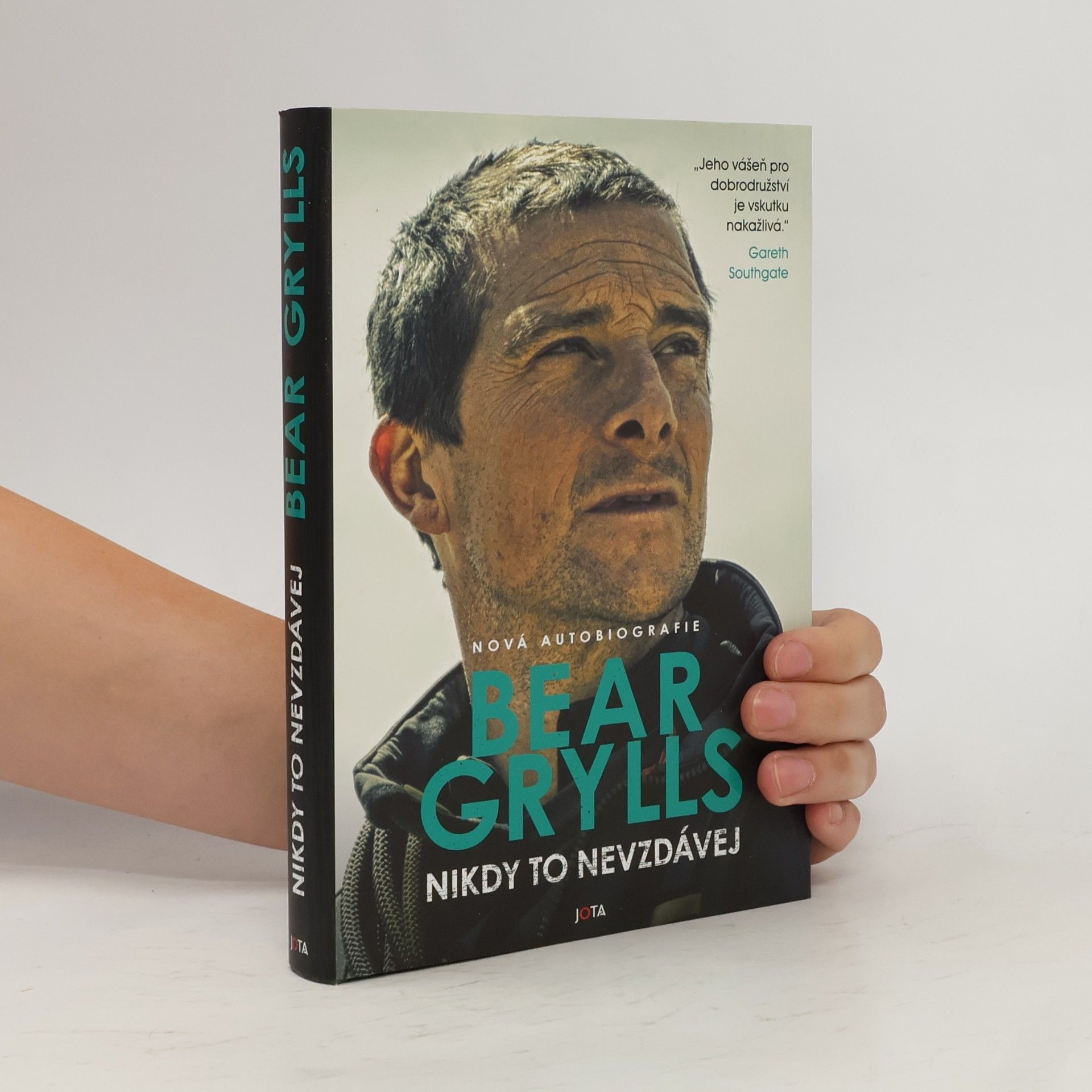 Bear Grylls Nikdy to nevzdávej