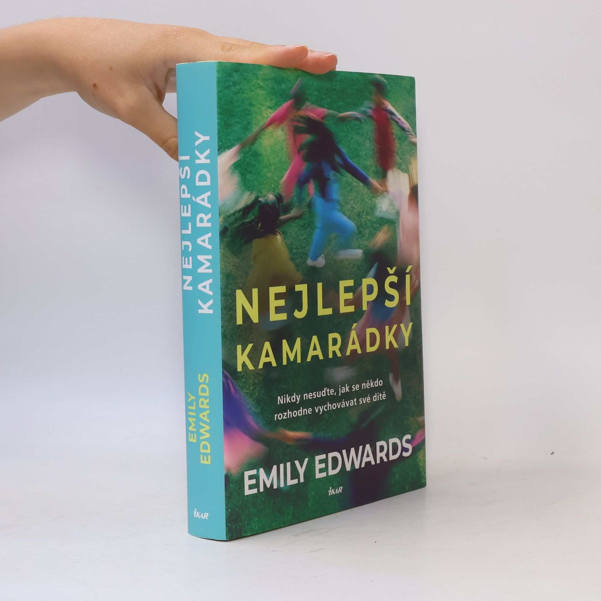 Emily Edwards Nejlepší kamarádky