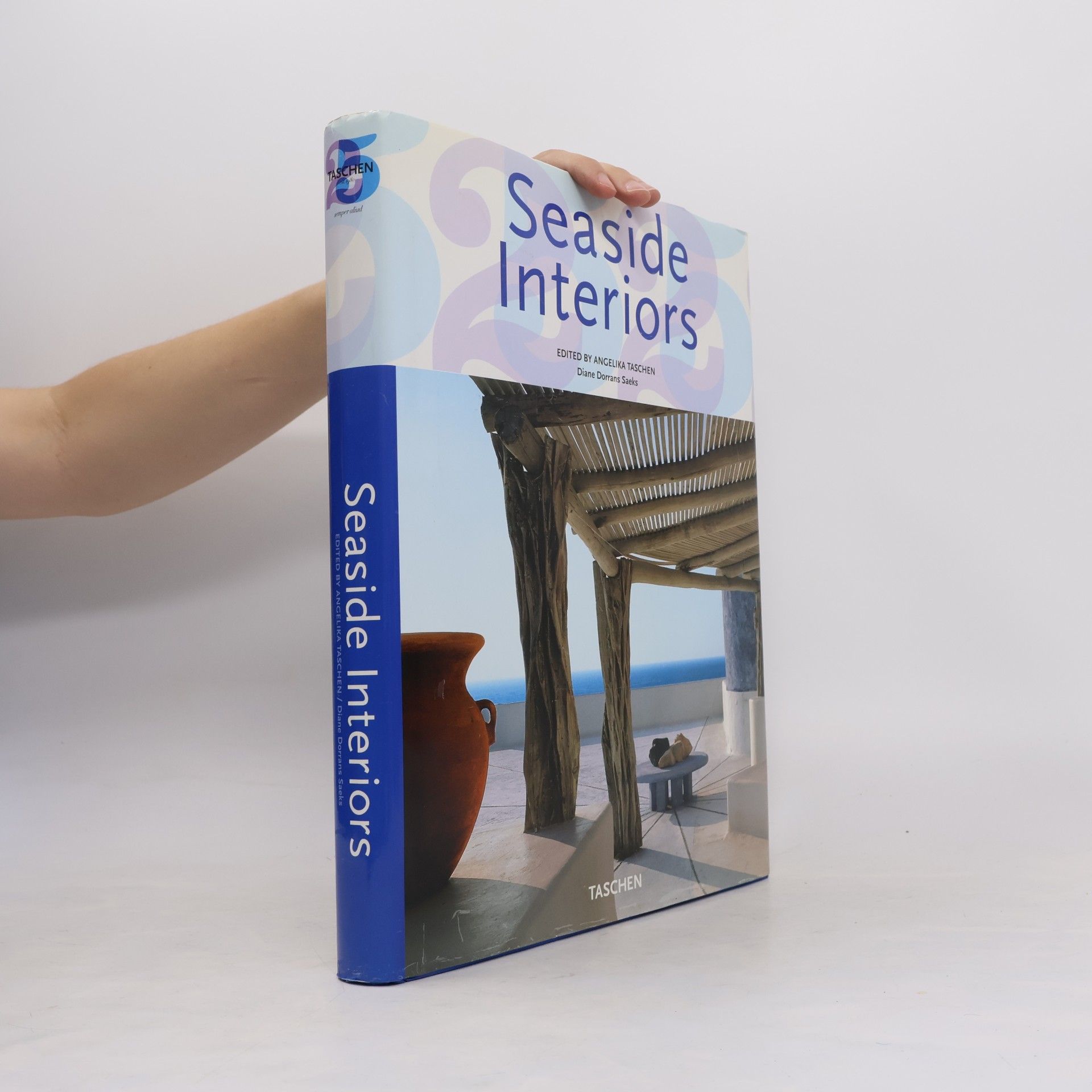 Diane Dorrans Saeks Seaside Interiors