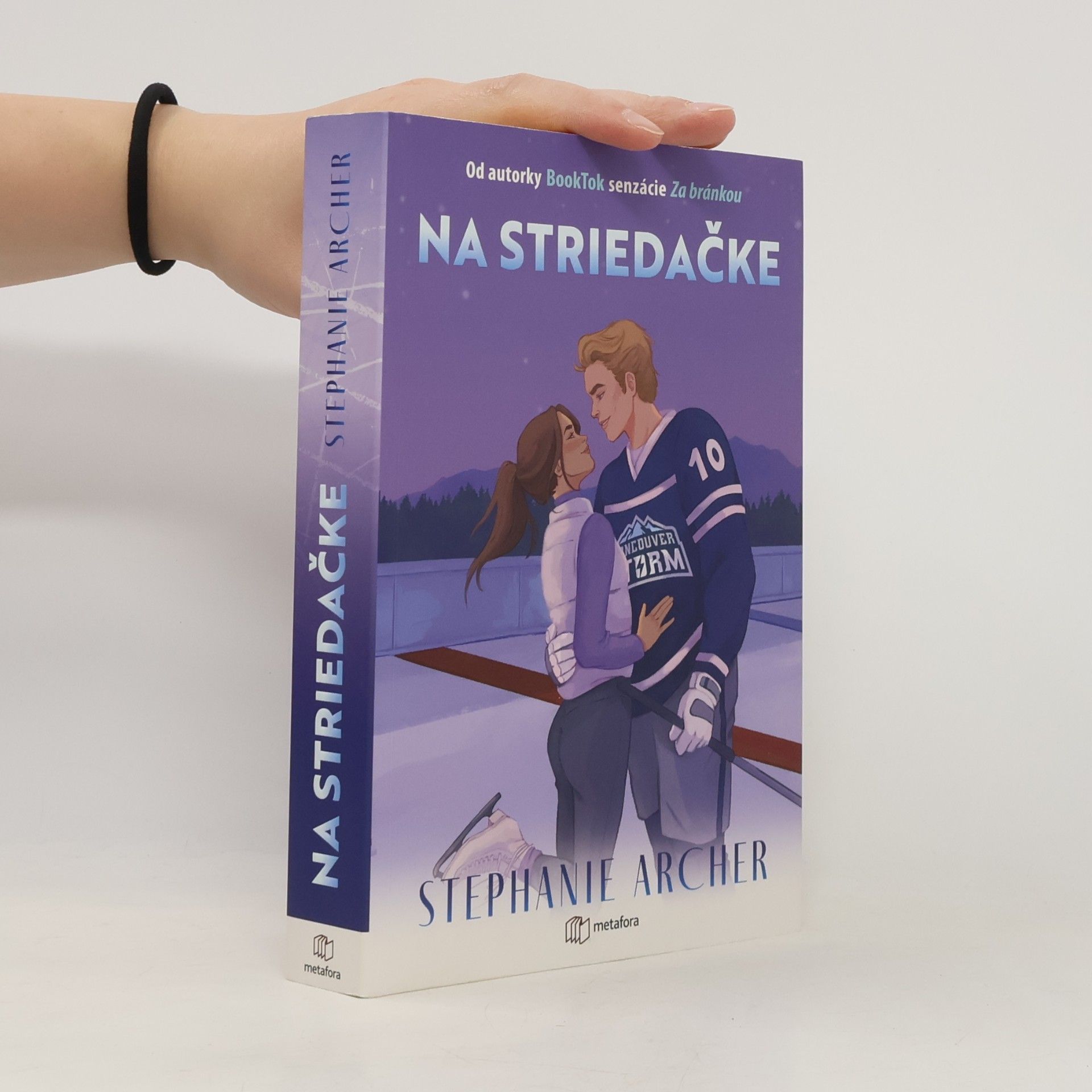 Stephanie Archer Na striedačke