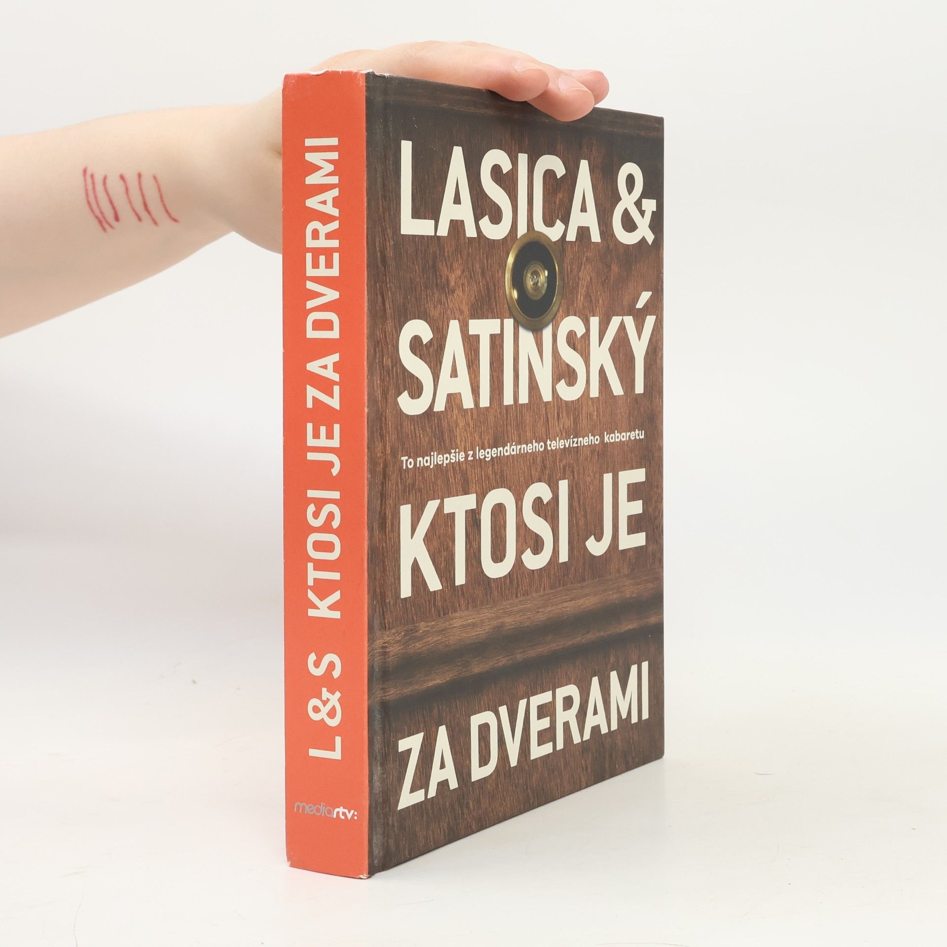 Satinský Lasica Ktosi je za dverami