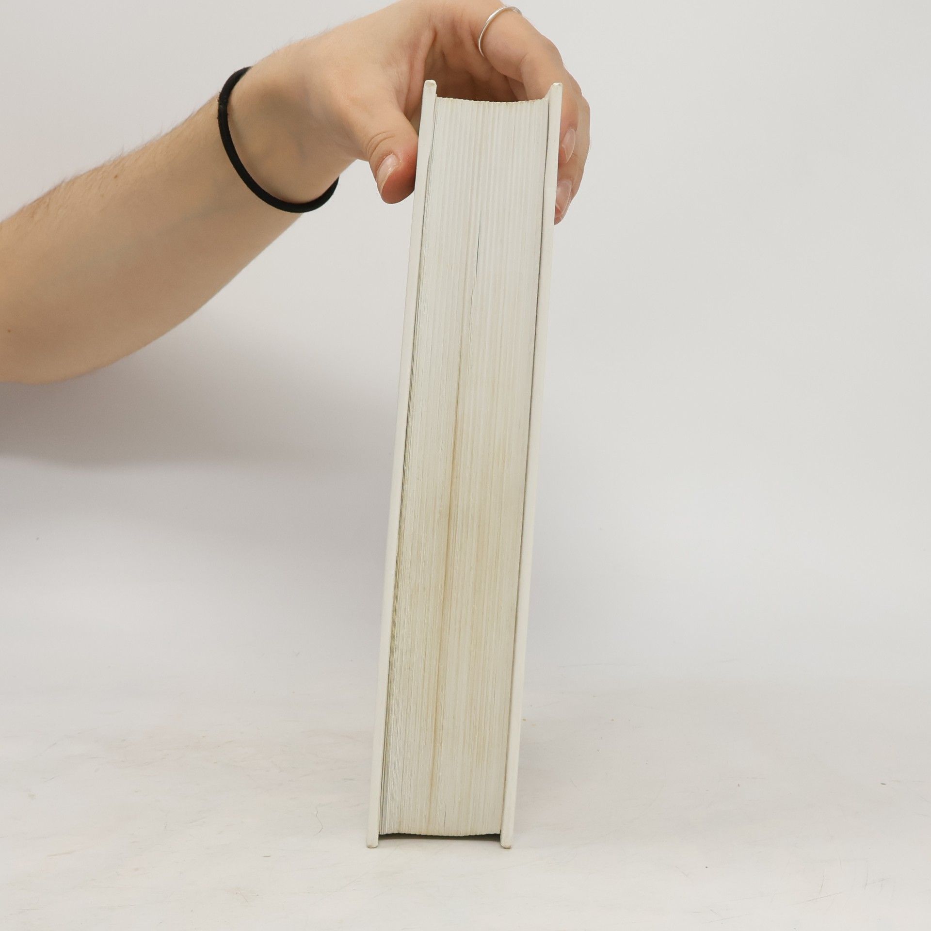 Thomas M. Maloney Modern Particleboard & Dry-Process Fiberboard Manufacturing