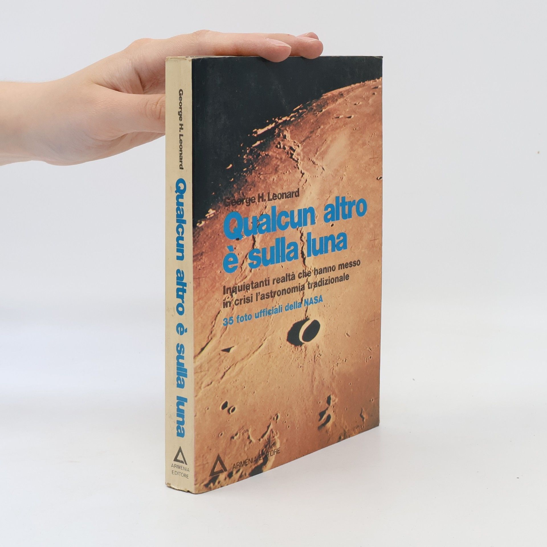 George H. Leonard Qualcun altro è sulla luna