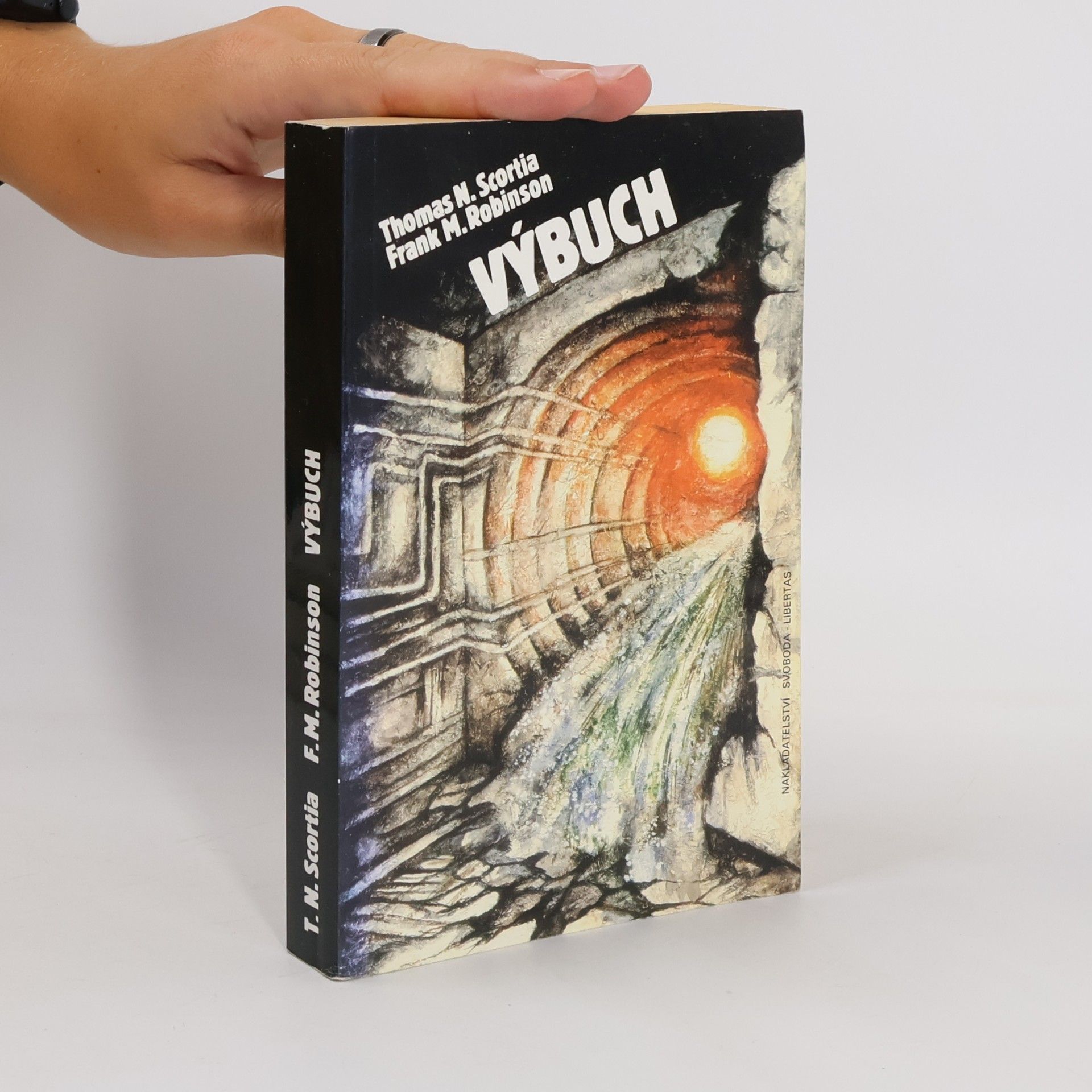Thomas N. Scortia Výbuch