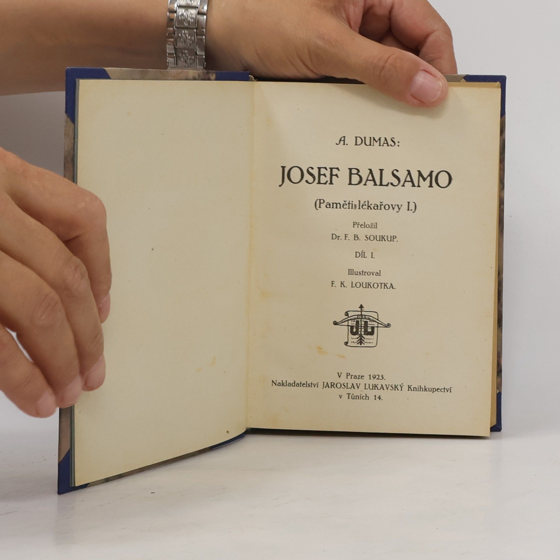 Alexandre Dumas starší Paměti lékařovy. Svazek I. Josef Balsamo Díl I.