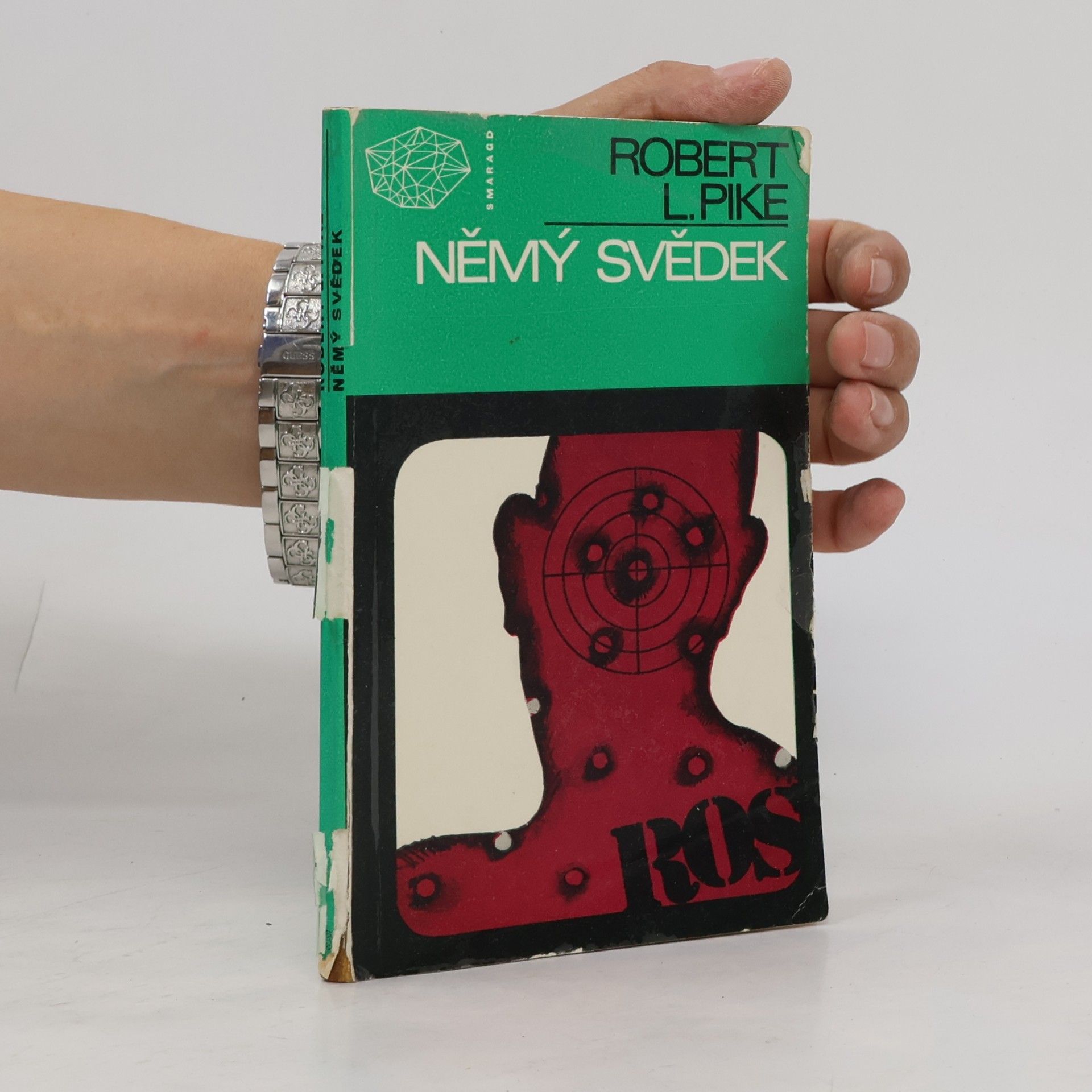 Robert L. Pike Němý svědek