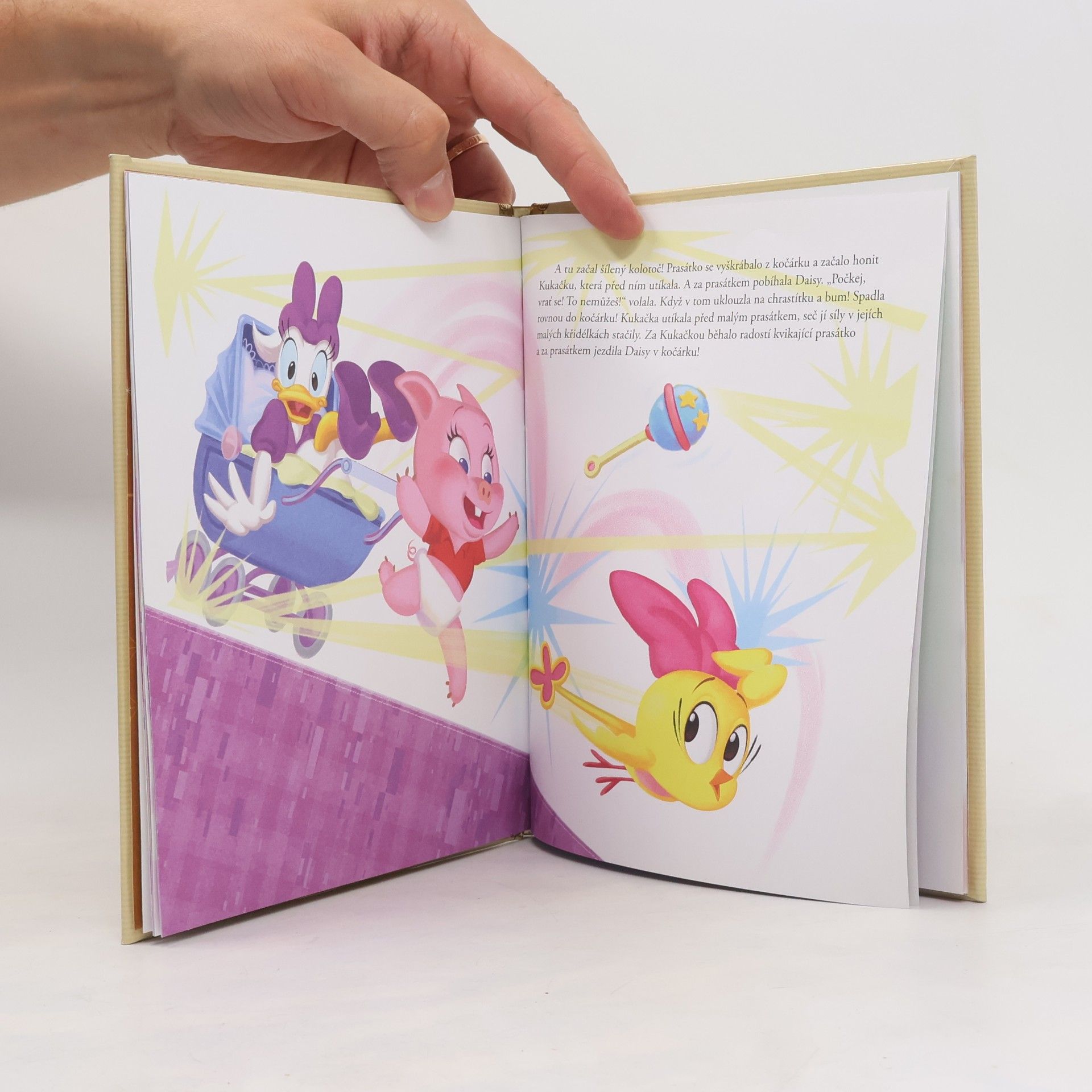Various authors Zlatá sbírka pohádek 26. Minnie Mouse a malé prasátko