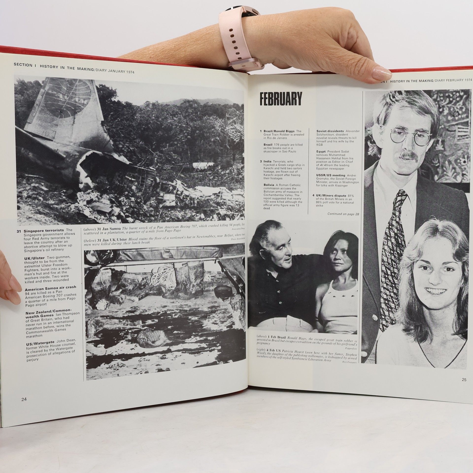 Kolektiv autorů The New Caxton Encyklopedia. 1975 Yearbook