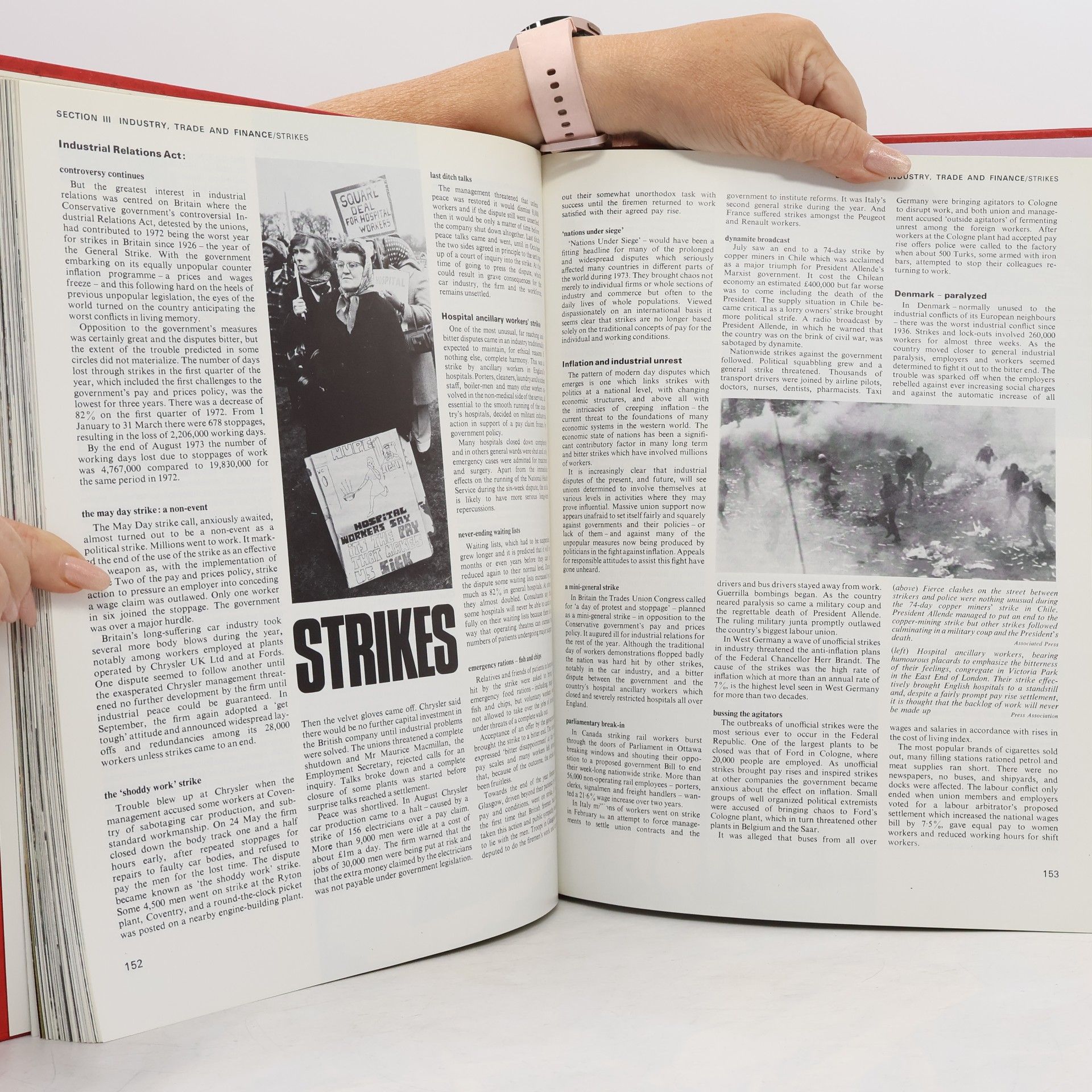 Autorenkollektiv The New Caxton Encyclopedia, 1974 Yearbook