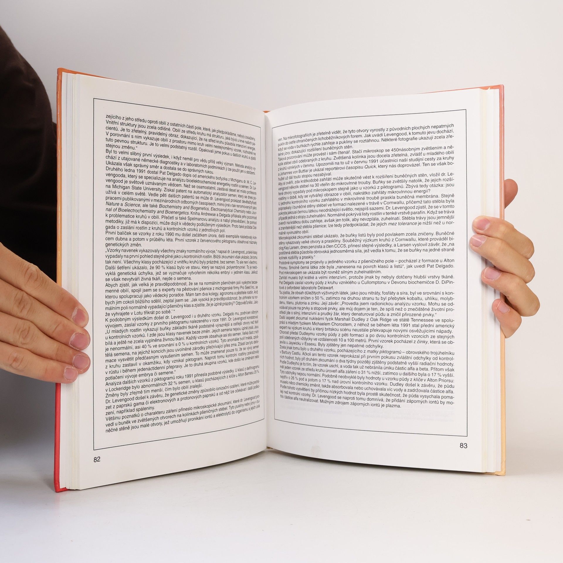 Autorenkollektiv Záhadné kruhy v obilí