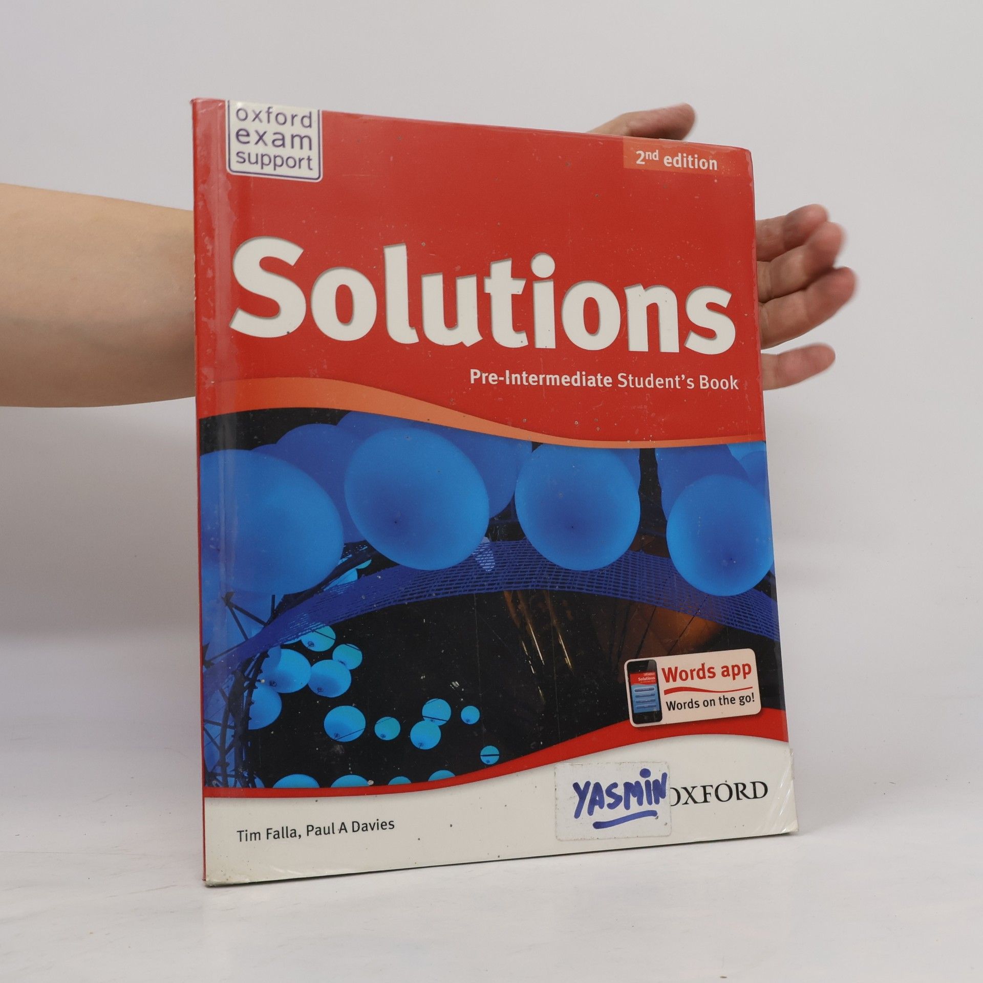 Paul A Davies Solutions 2nd Edition Pre-Intermediate. Student's Book Pack