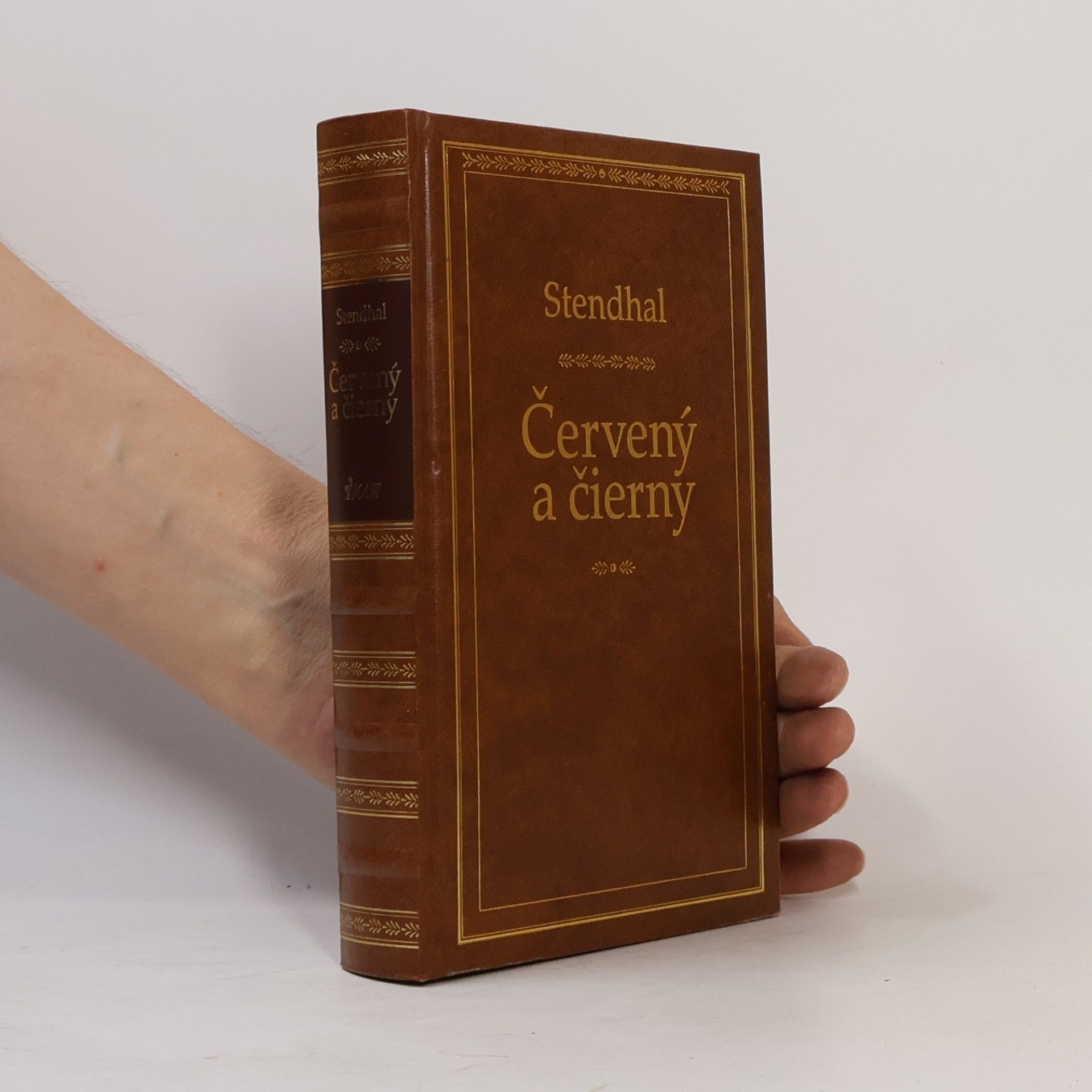 Stendhal Červený a čierny