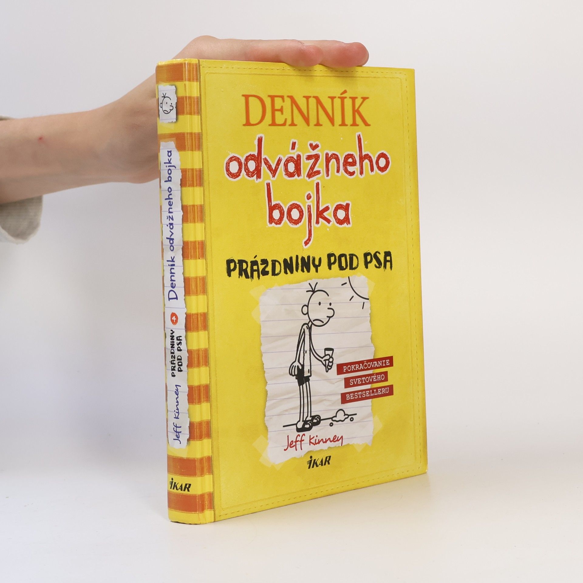 Jeff Kinney Denník odvážneho bojka 4: Prázdniny pod psa