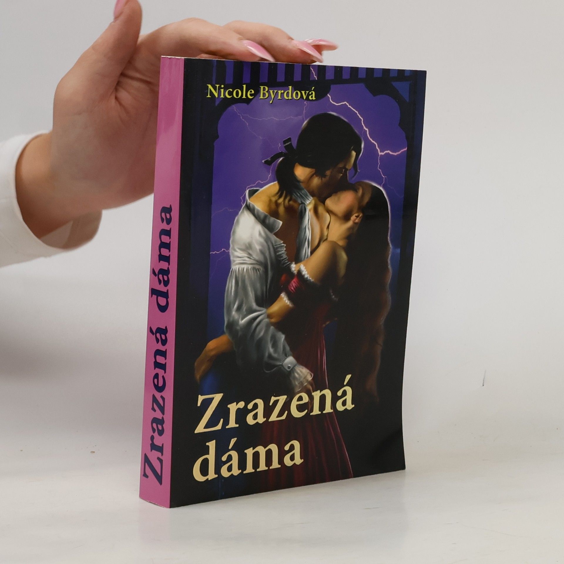 Nicole Byrd Zrazená dáma